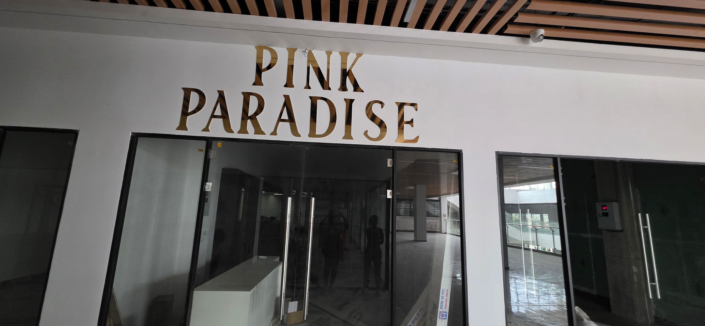 Pink Paradise Boutique's image