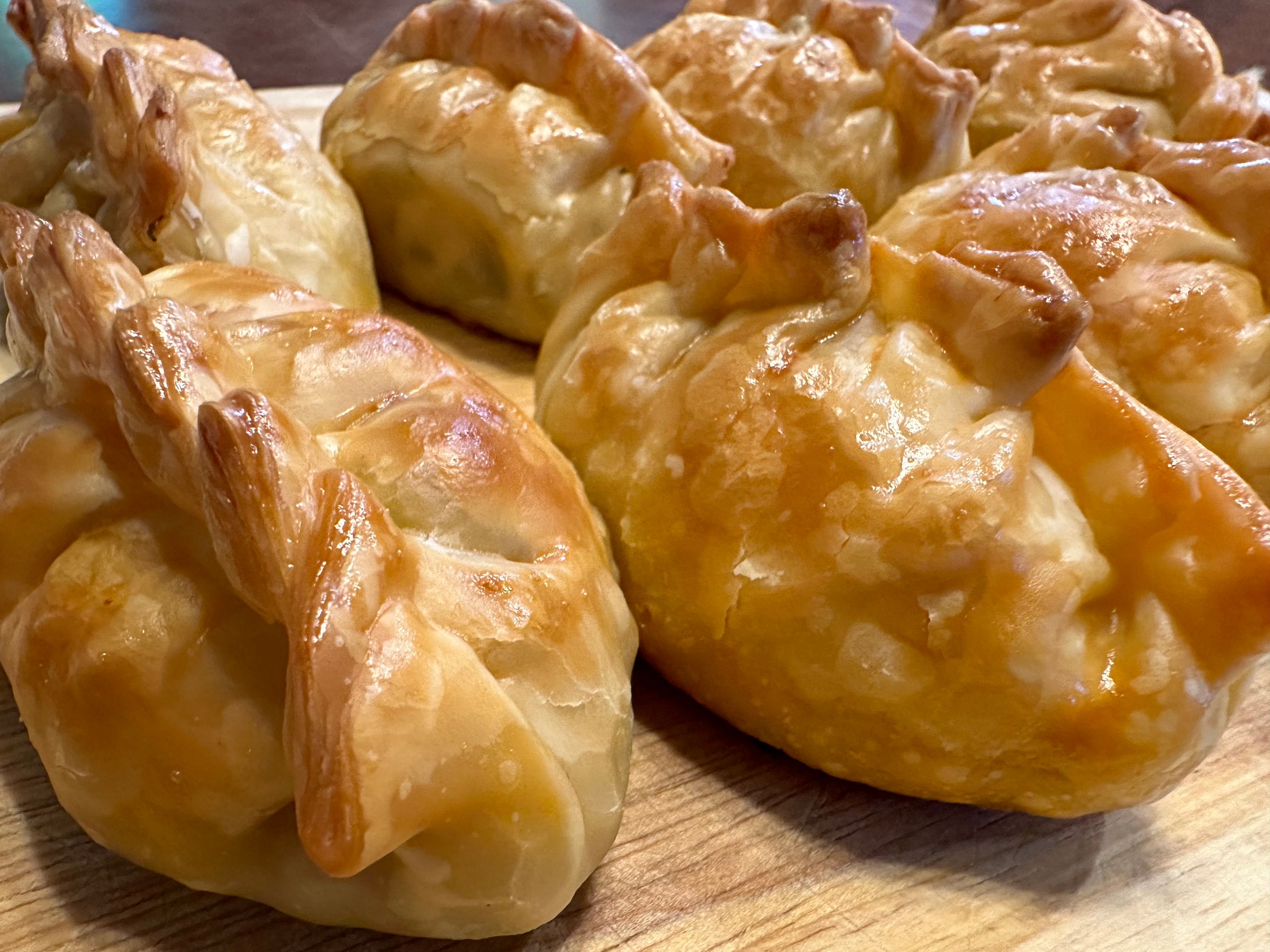 Empanada criolla de hojaldre