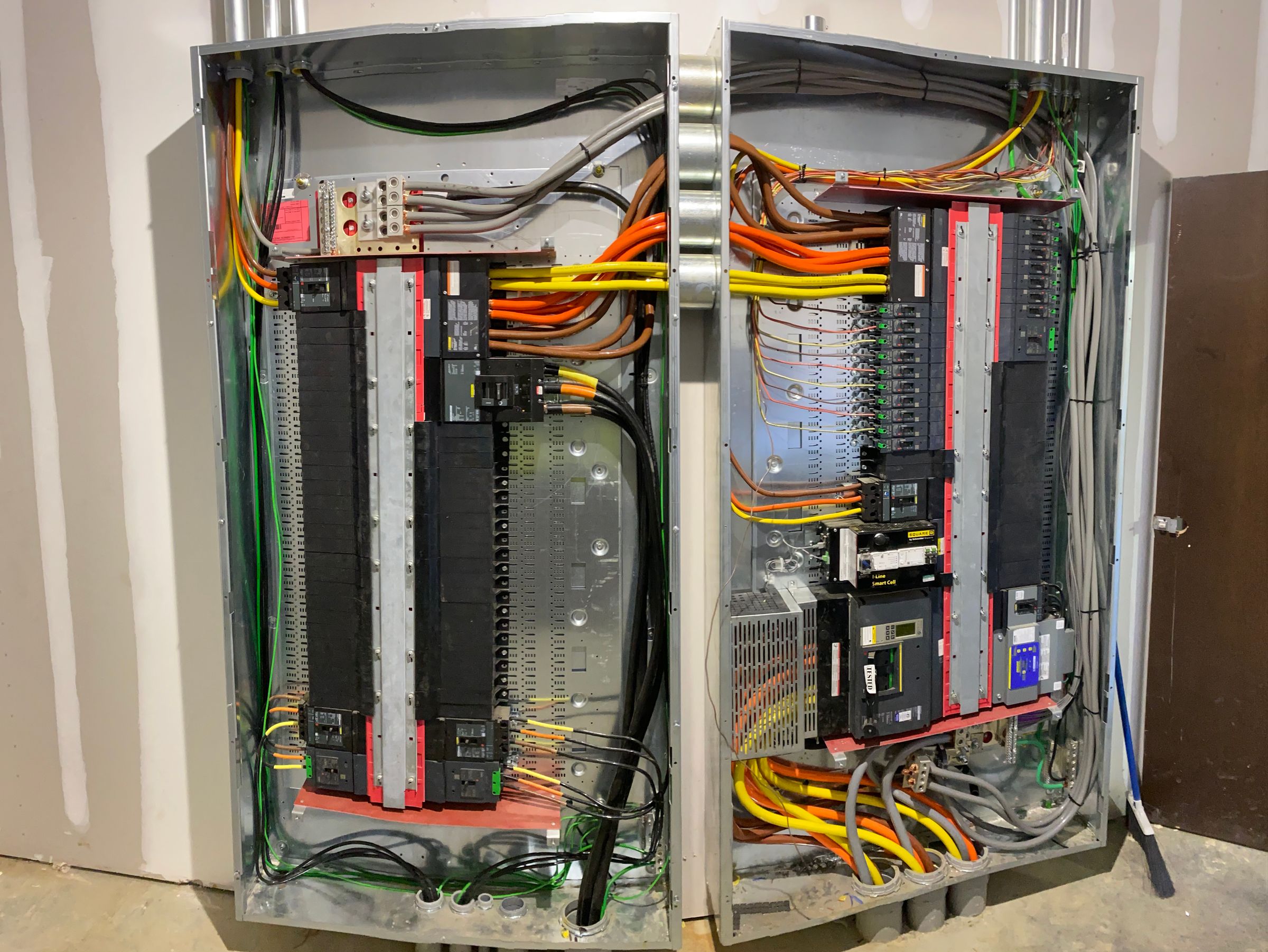 Dutchcross Electric's image