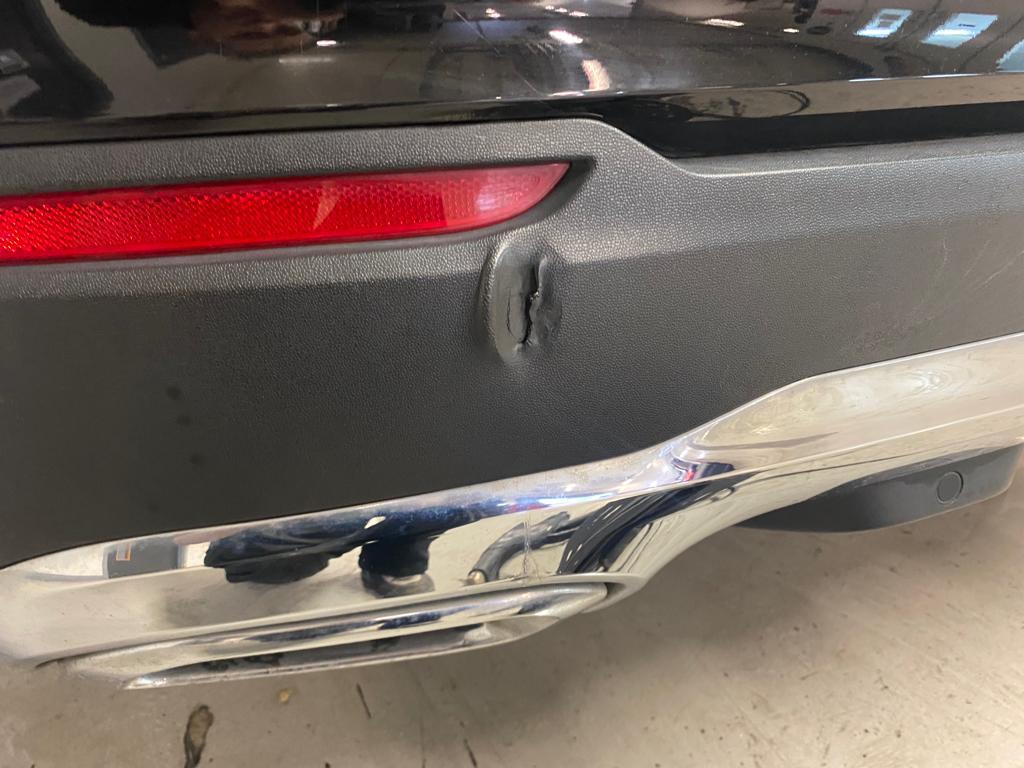 Dazzling smart repairs's image