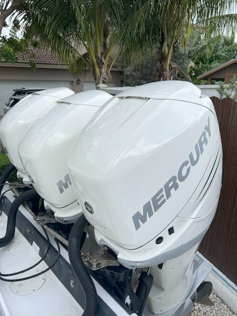 Ocean Gloss Marine's image