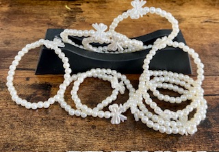 $ 6.00 usd c/u