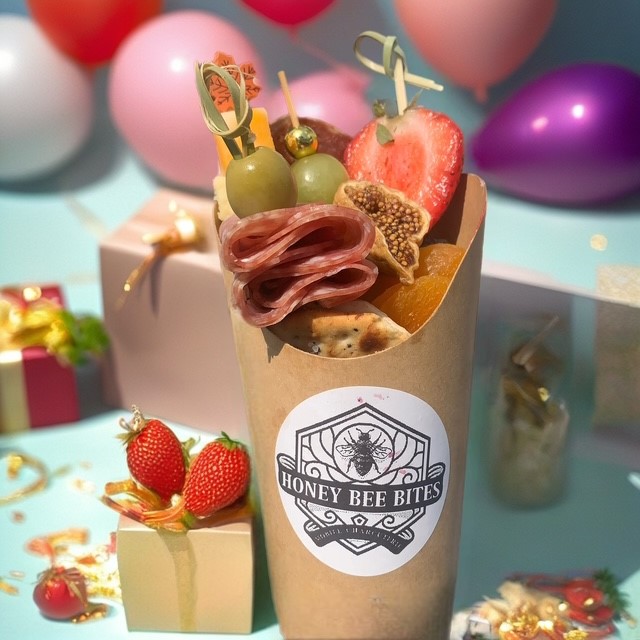 honey bee bites's image