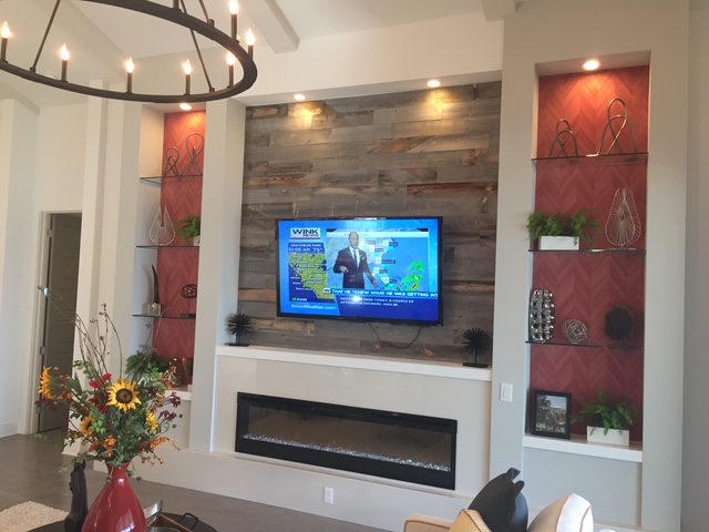 ENTRETAINMENT CENTER 