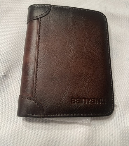 Men's leather wallet