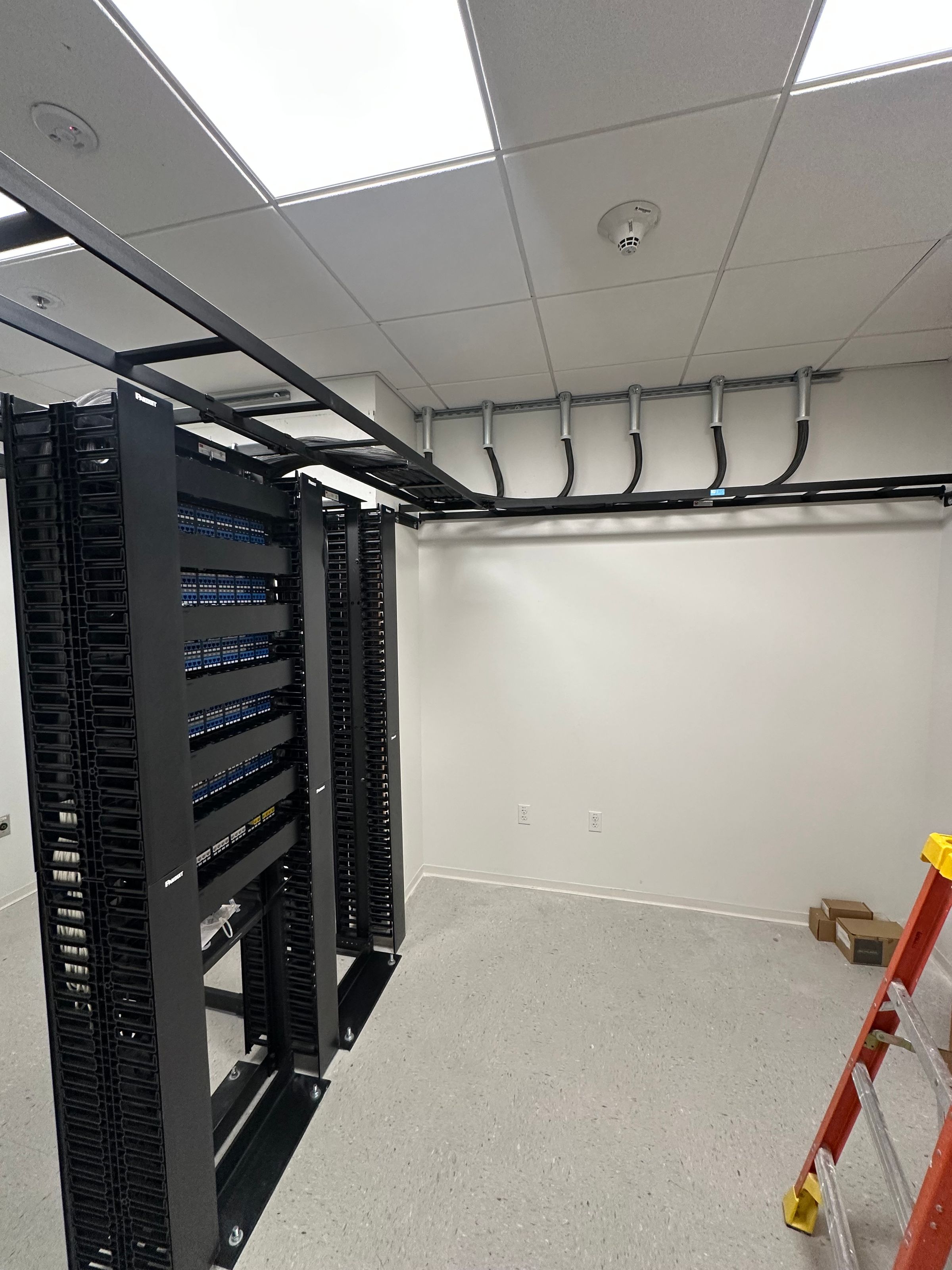 WILLYCOM COMMUNICATIONS's image