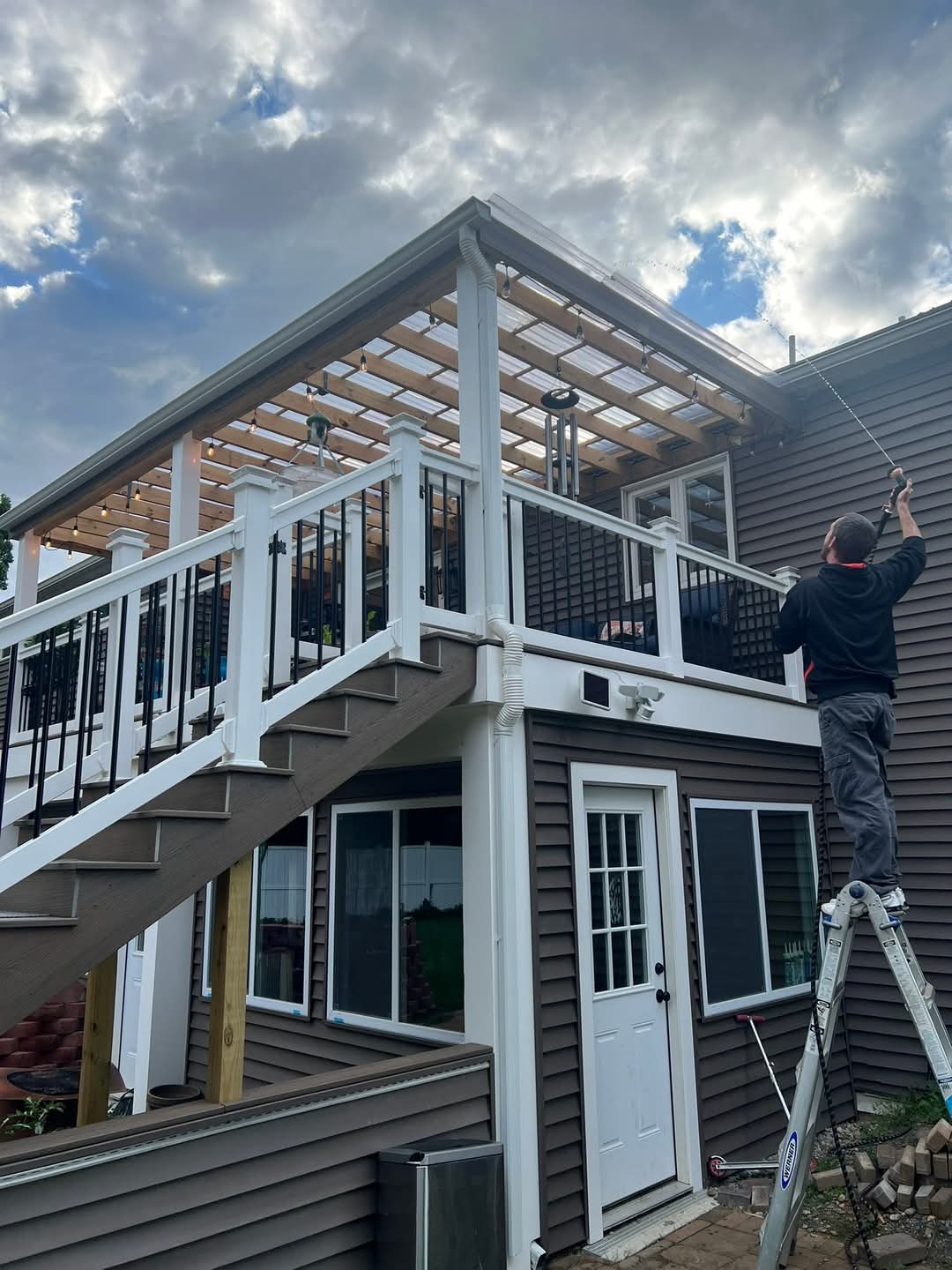 Gutter system installation 