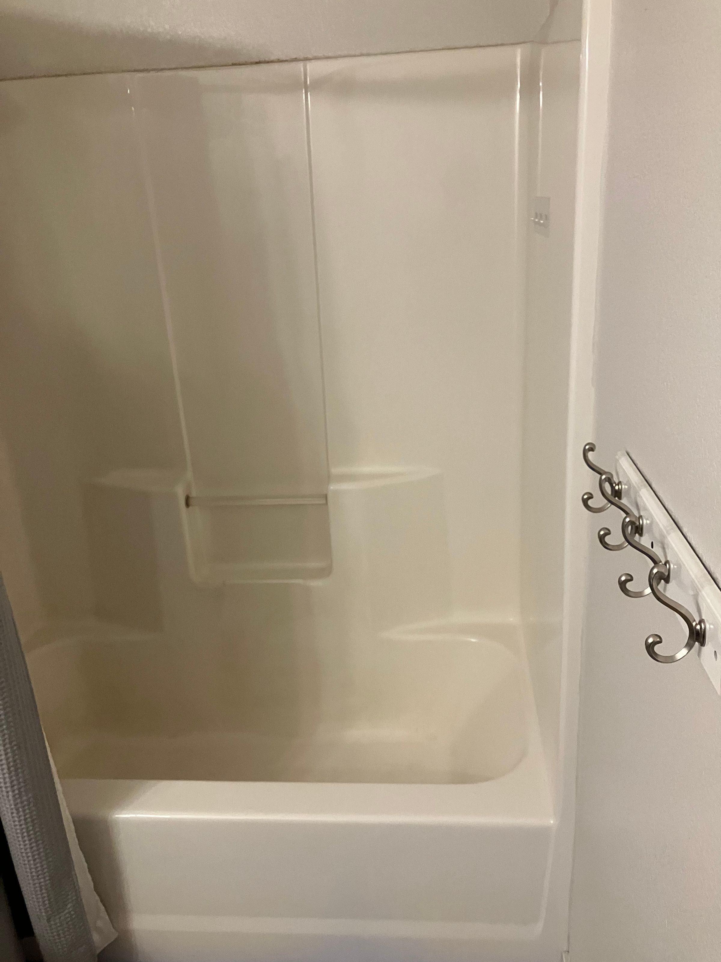 RM Master Shower Before