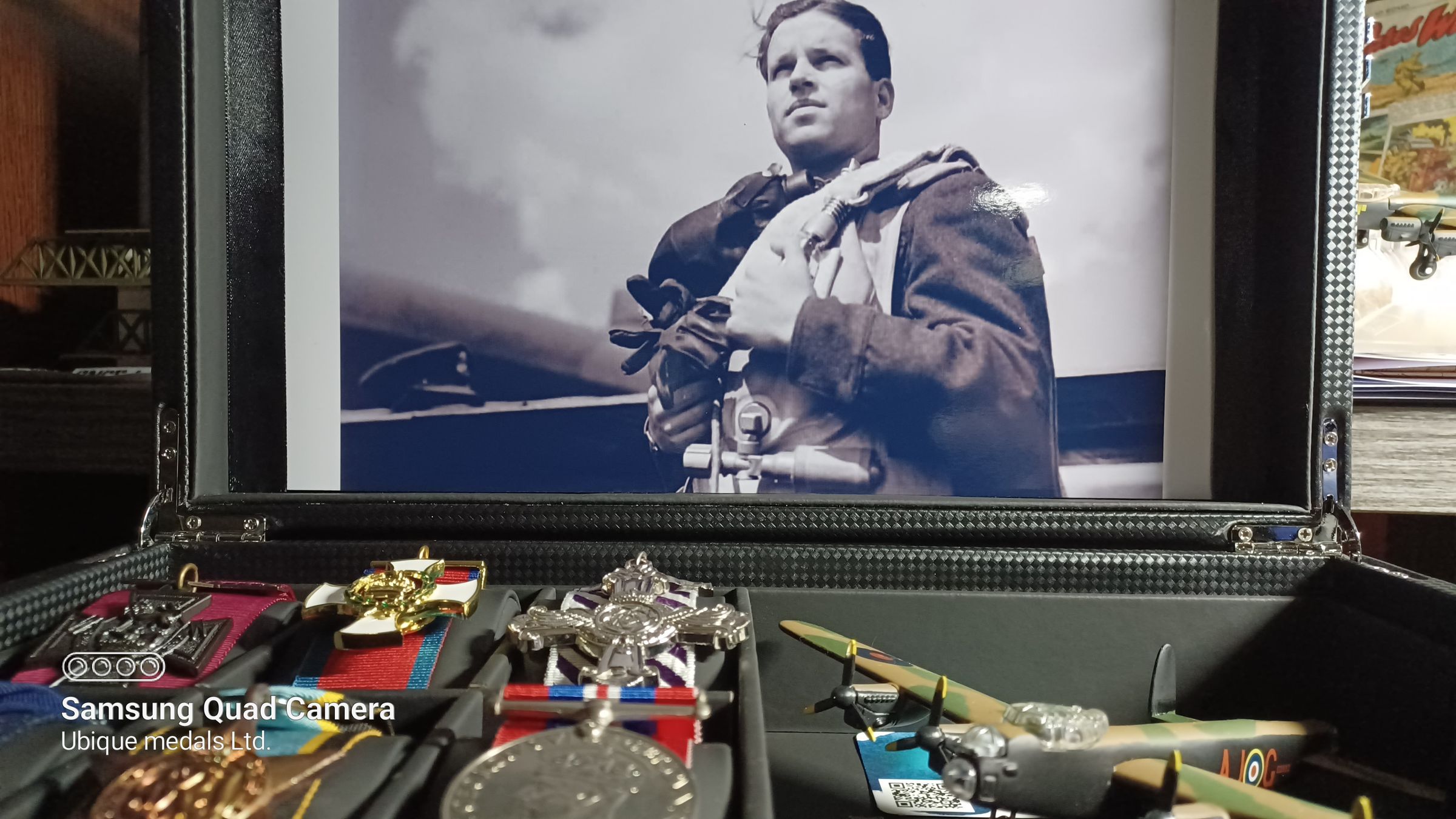 Ubique-medals.com's image