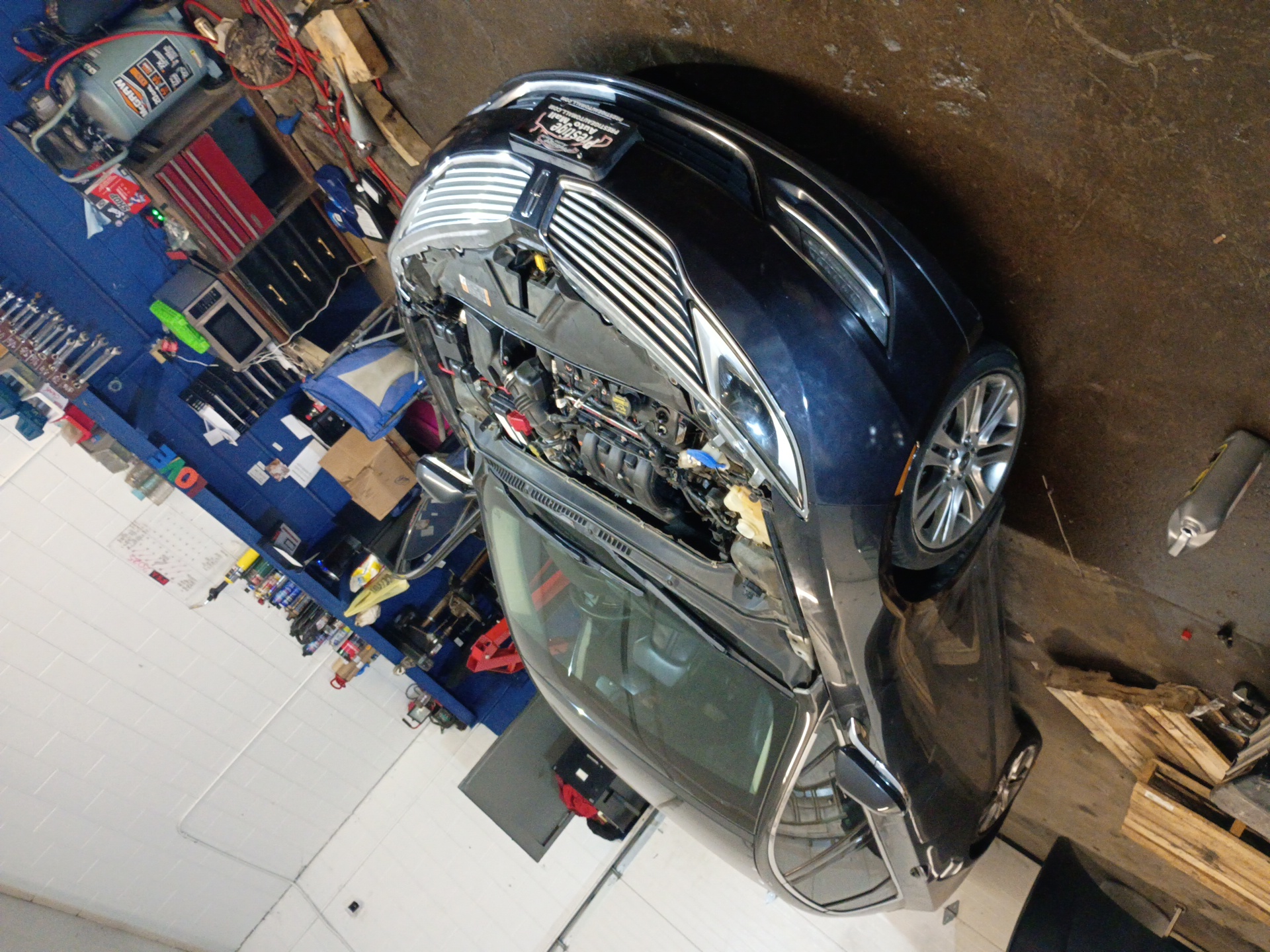 Lincoln mkz with new engine reassembling 