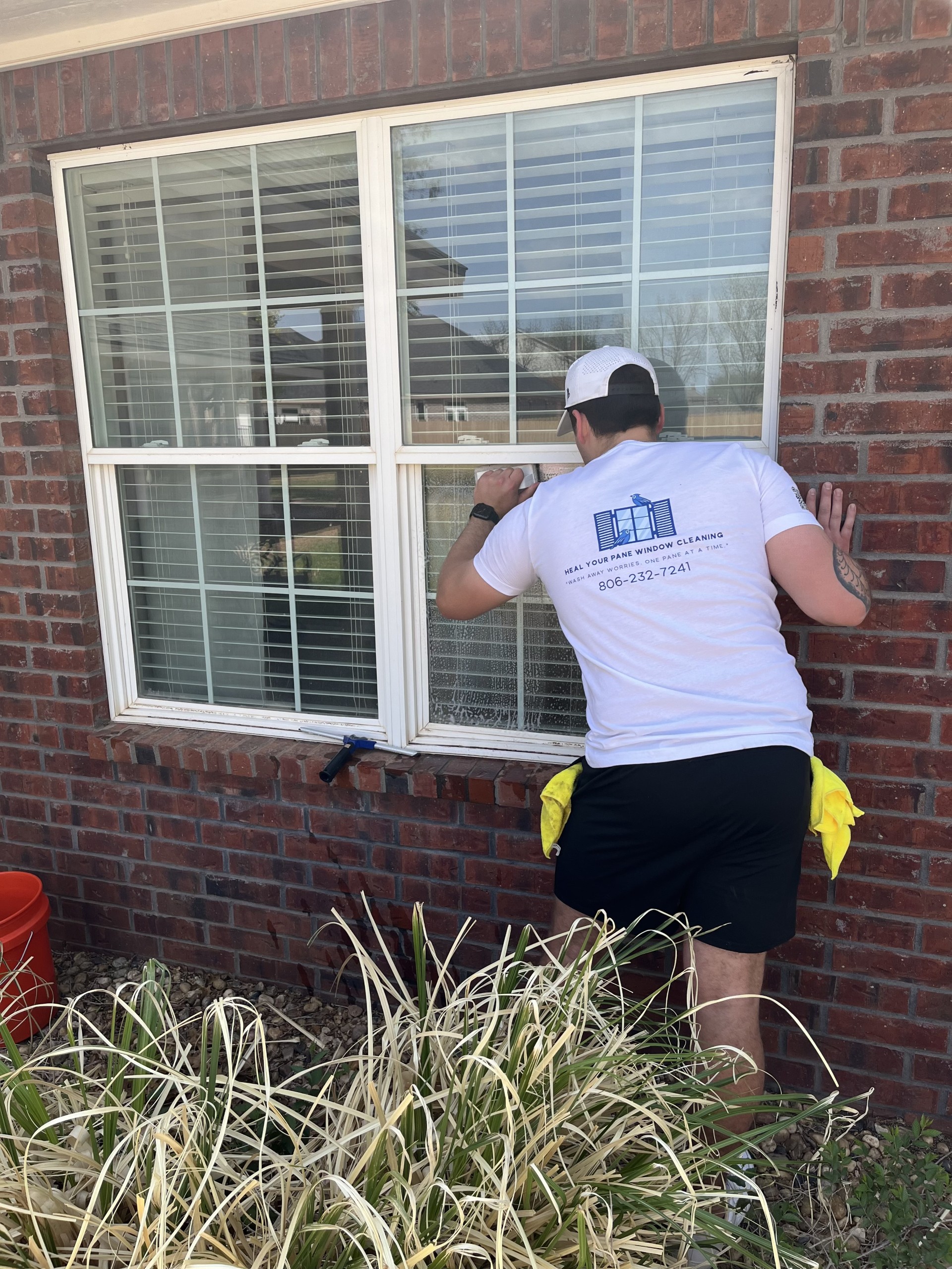 Heal Your Pane Window Cleaning Lubbock, Texas's image