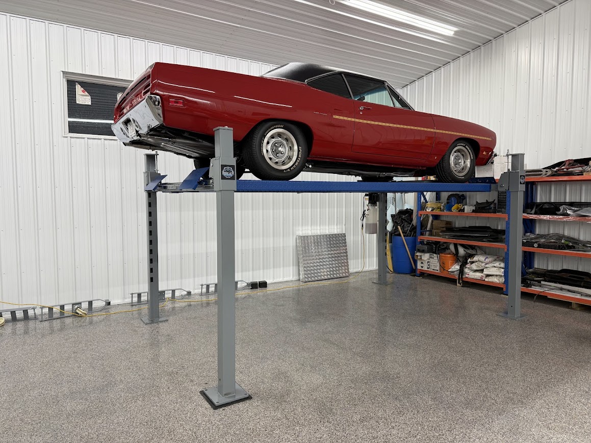 Unique lifts's image