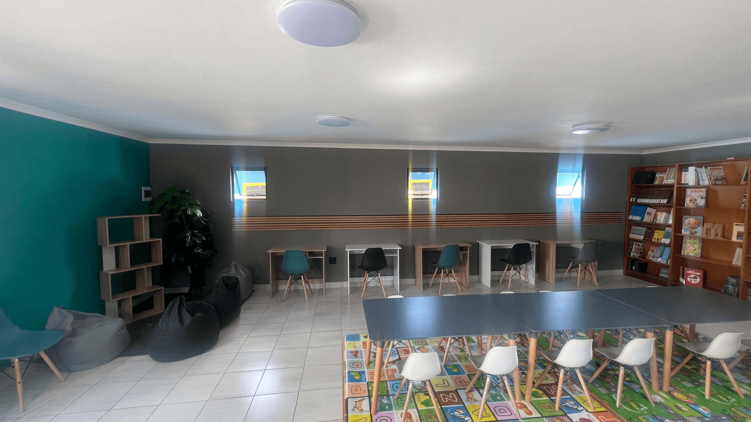 Tembisa- Moriting Library inside