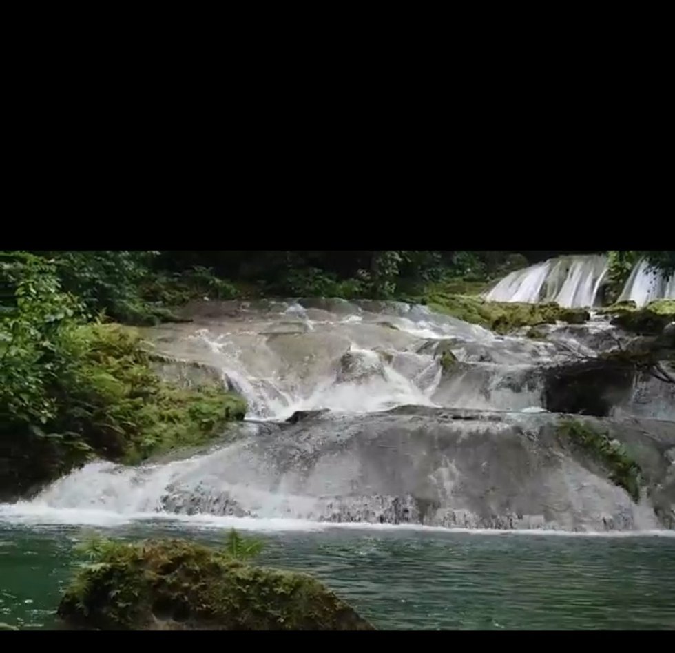 YRUSH LUXE ESCAPE LLC's image