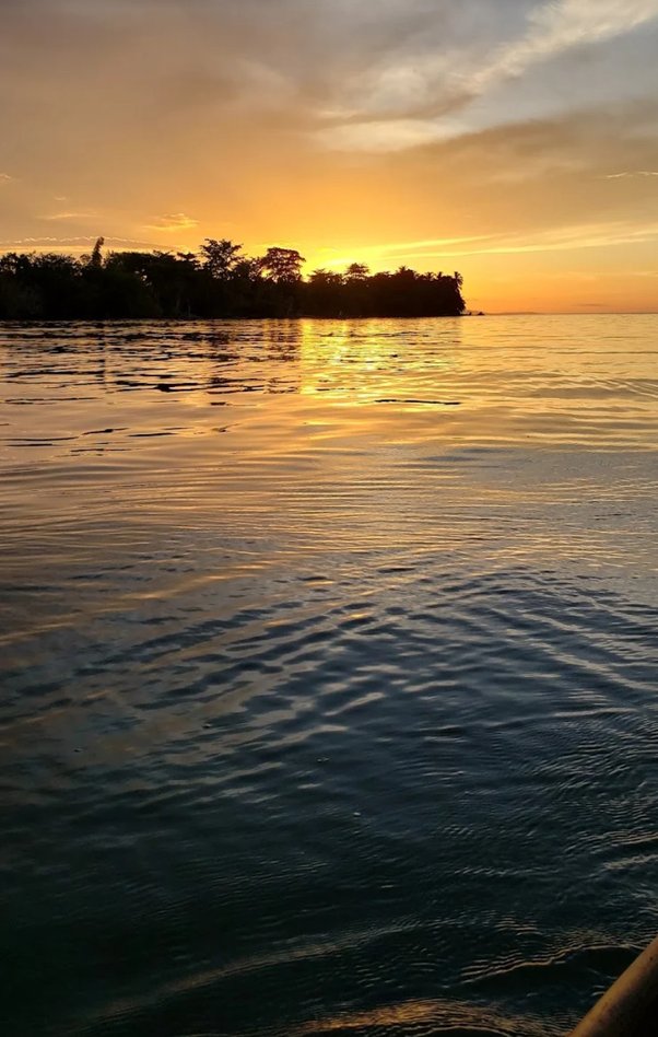 YRUSH LUXE ESCAPE LLC's image