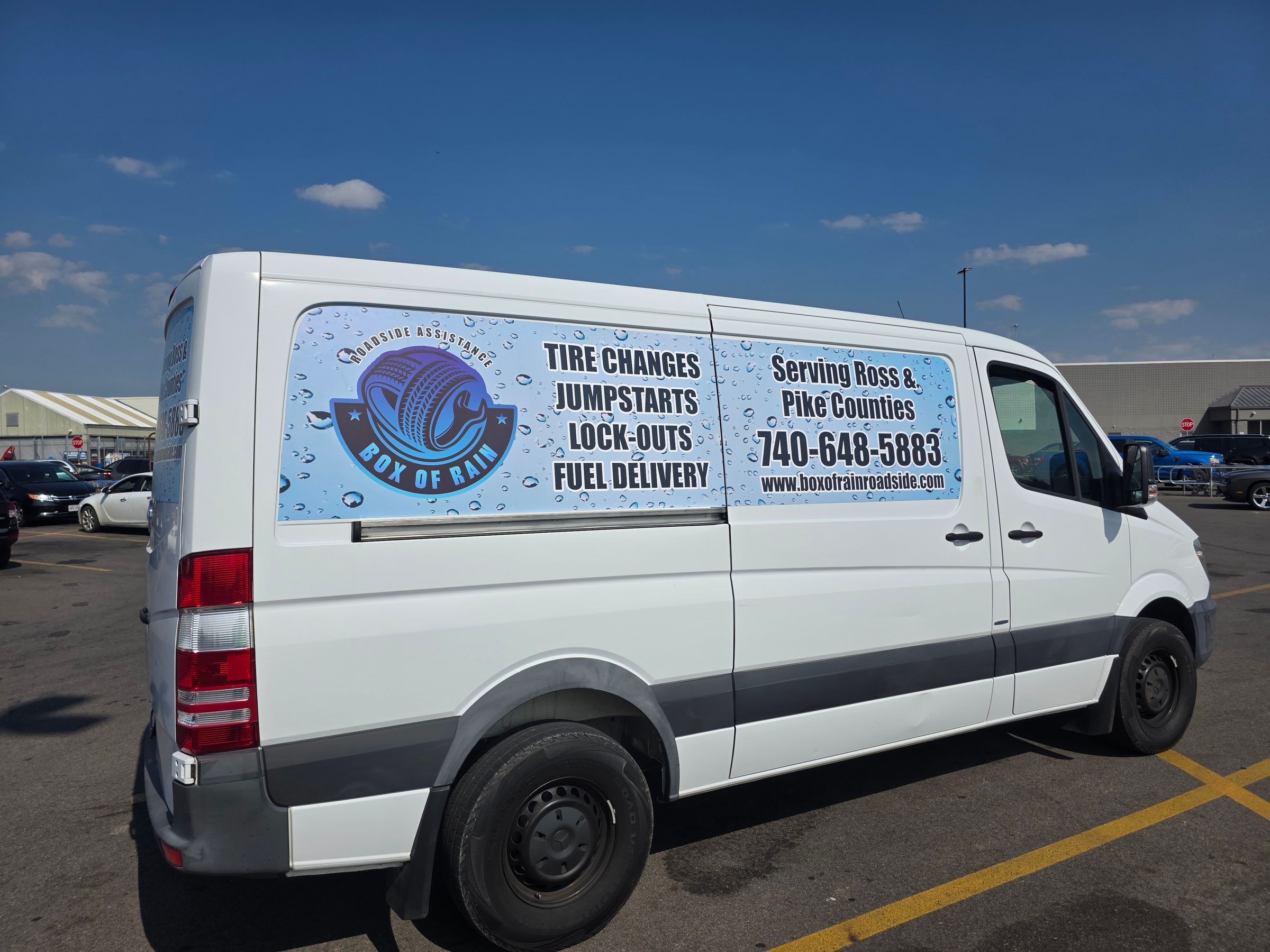 Roadside rescue van 