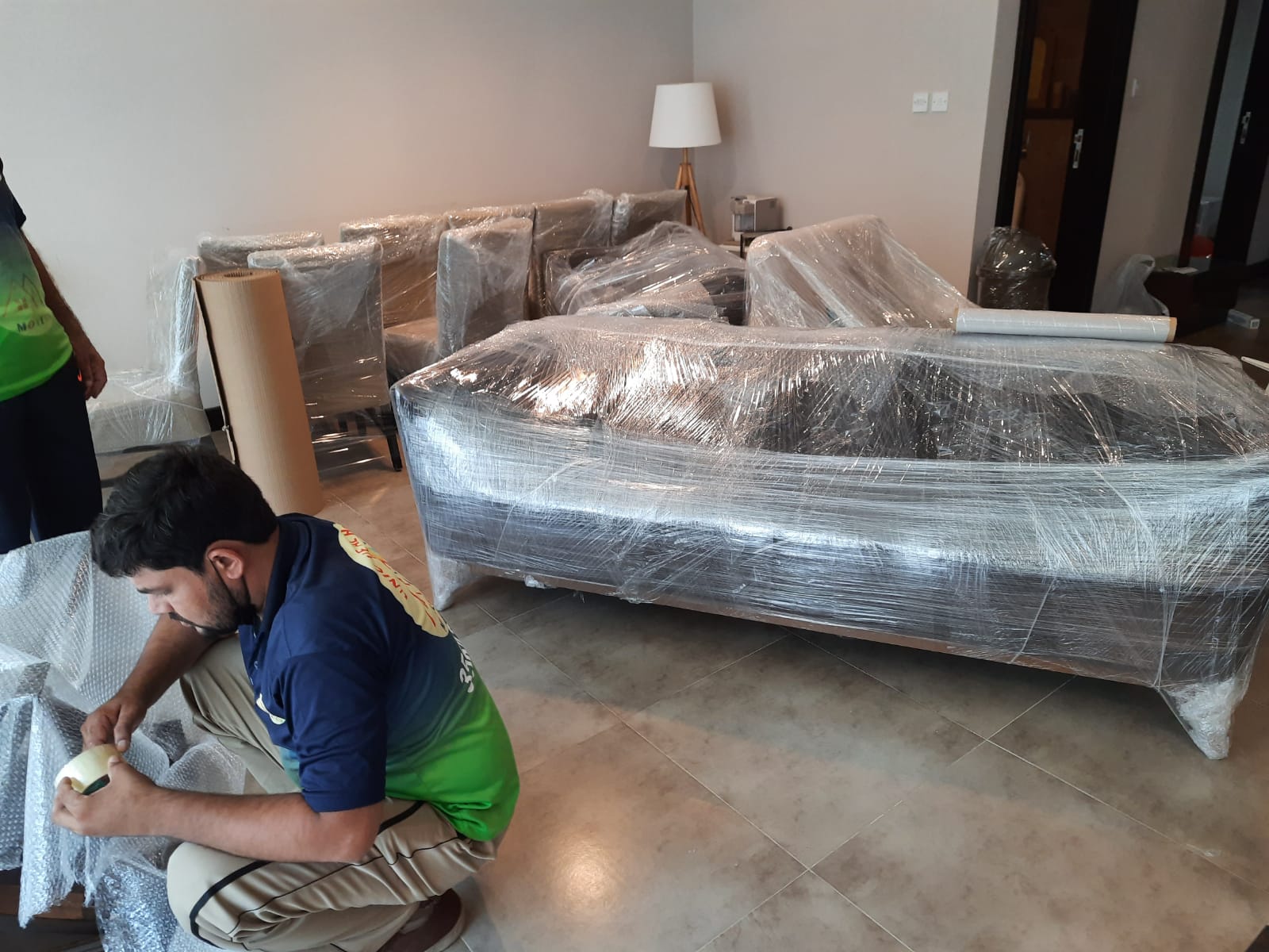 FURNITURE PACKING