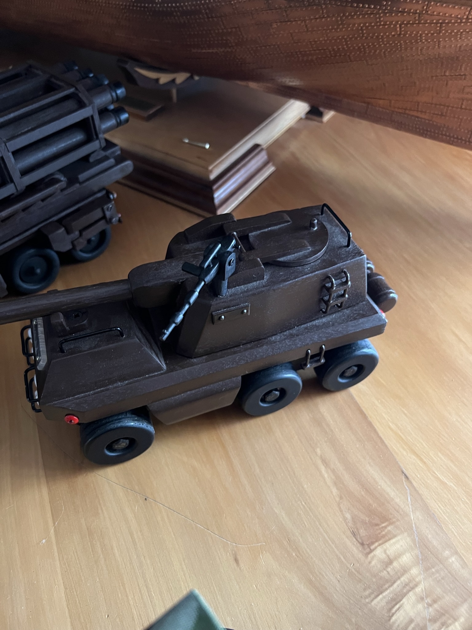 KaggelKakkiesza for wood items's image