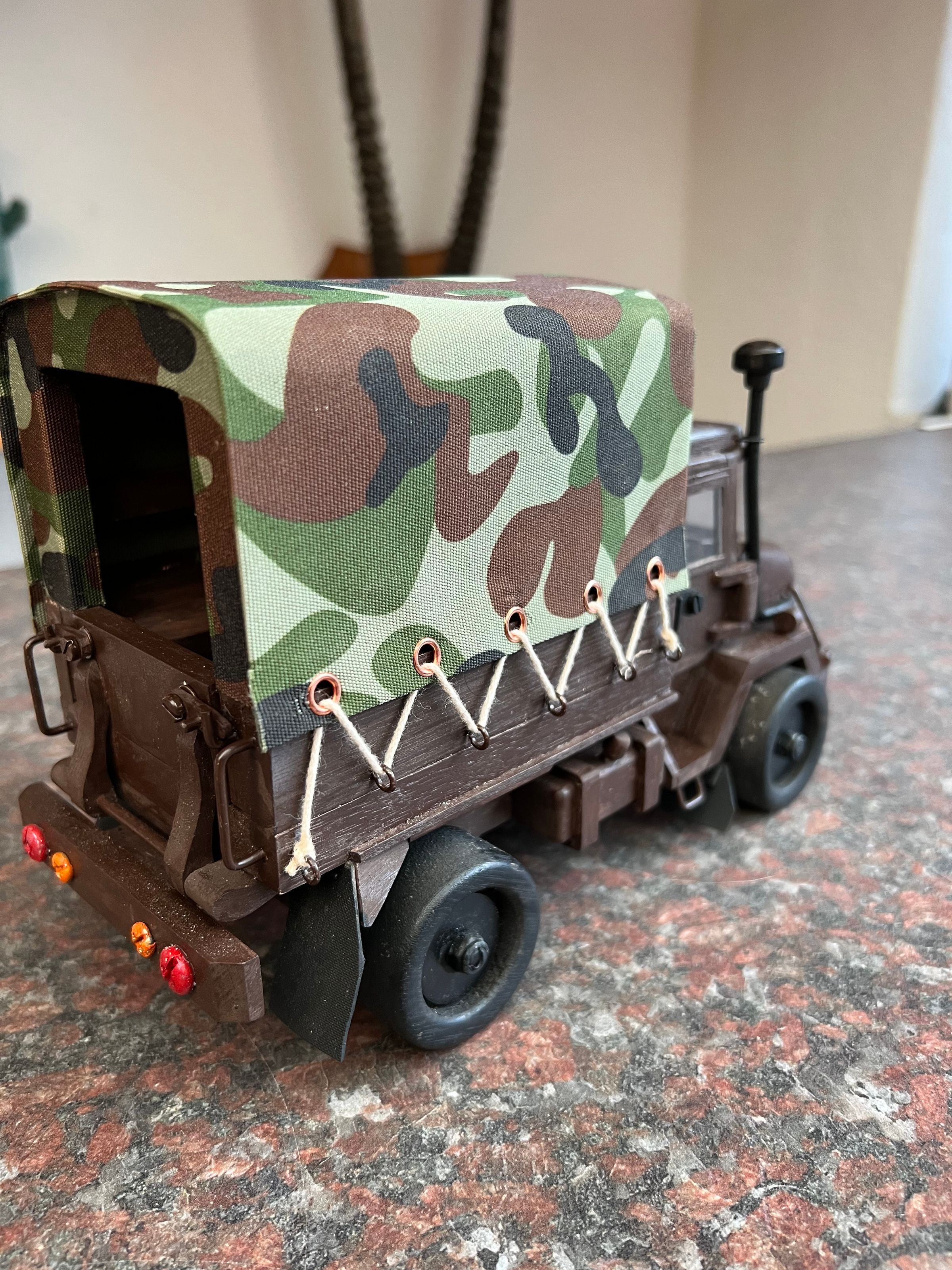 KaggelKakkiesza for wood items's image