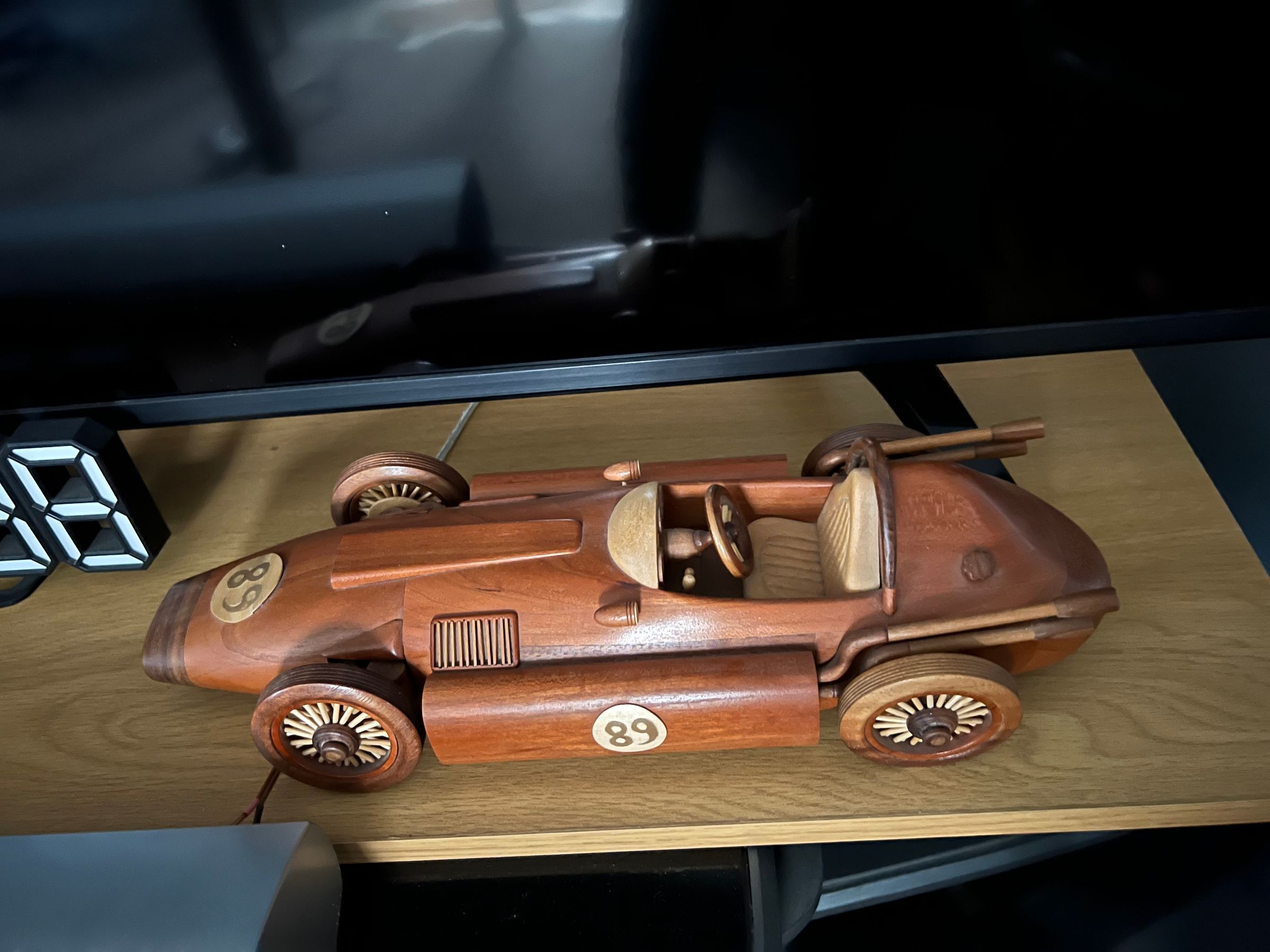 KaggelKakkiesza for wood items's image