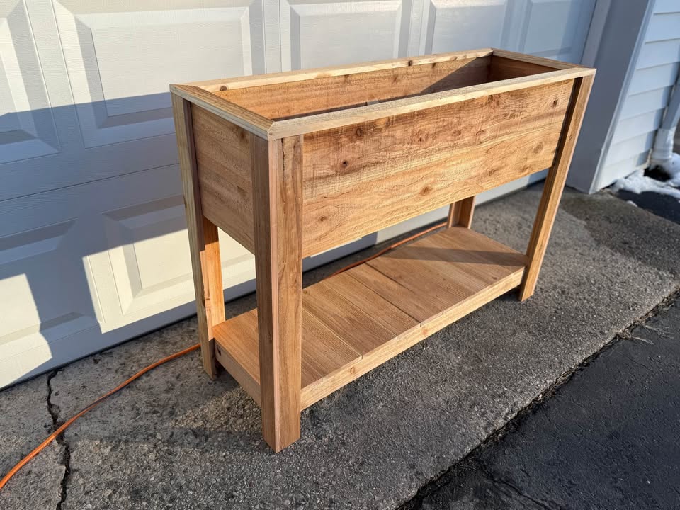 Severed Cedar Artistry's image