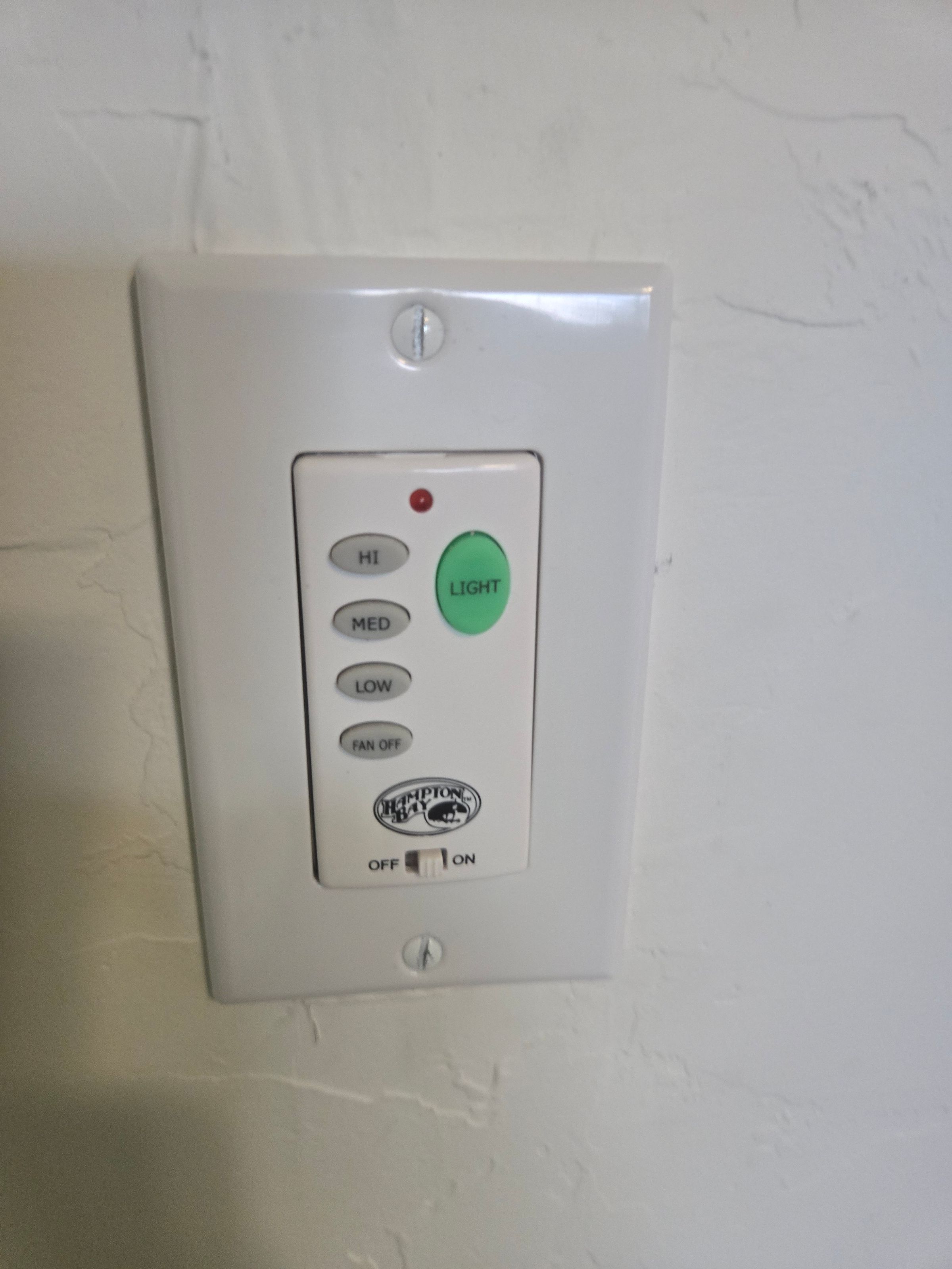 aampedupelectric.com's image