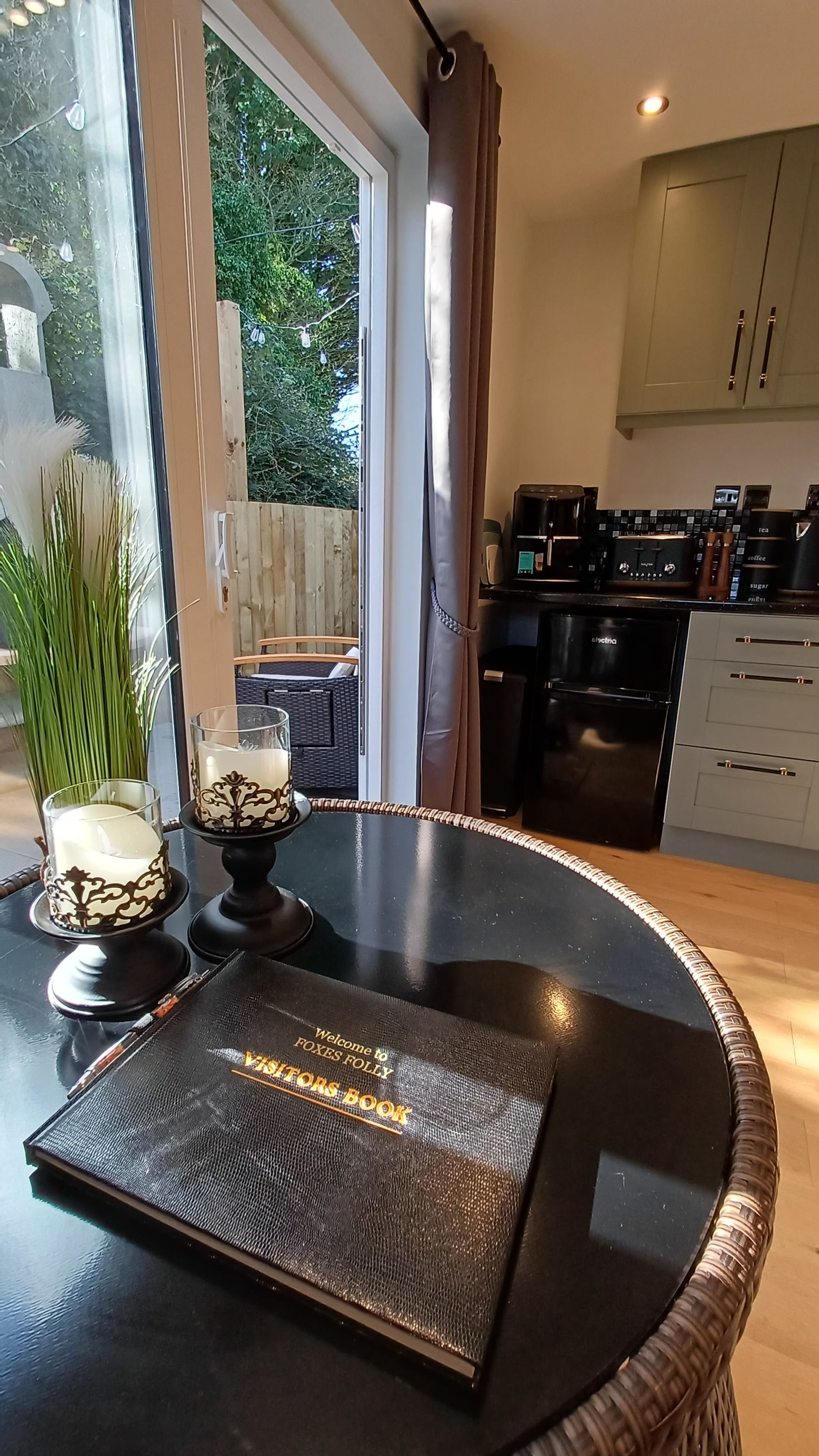 Foxes Folly Cabin's image