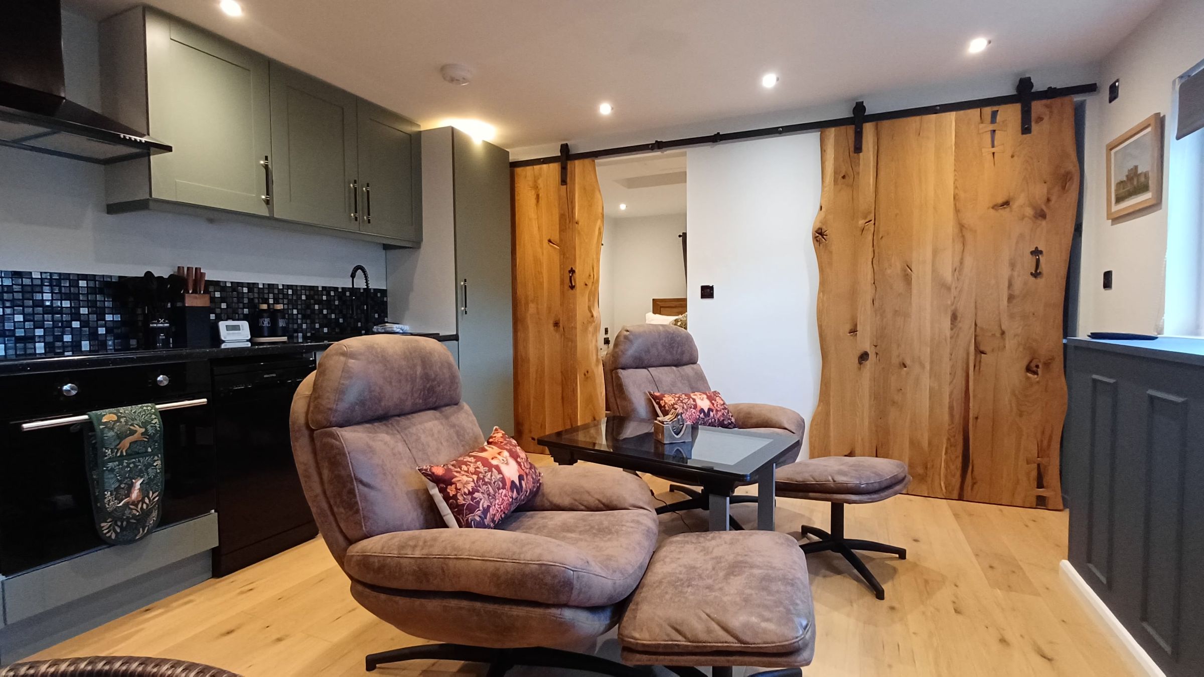 Foxes Folly Cabin's image