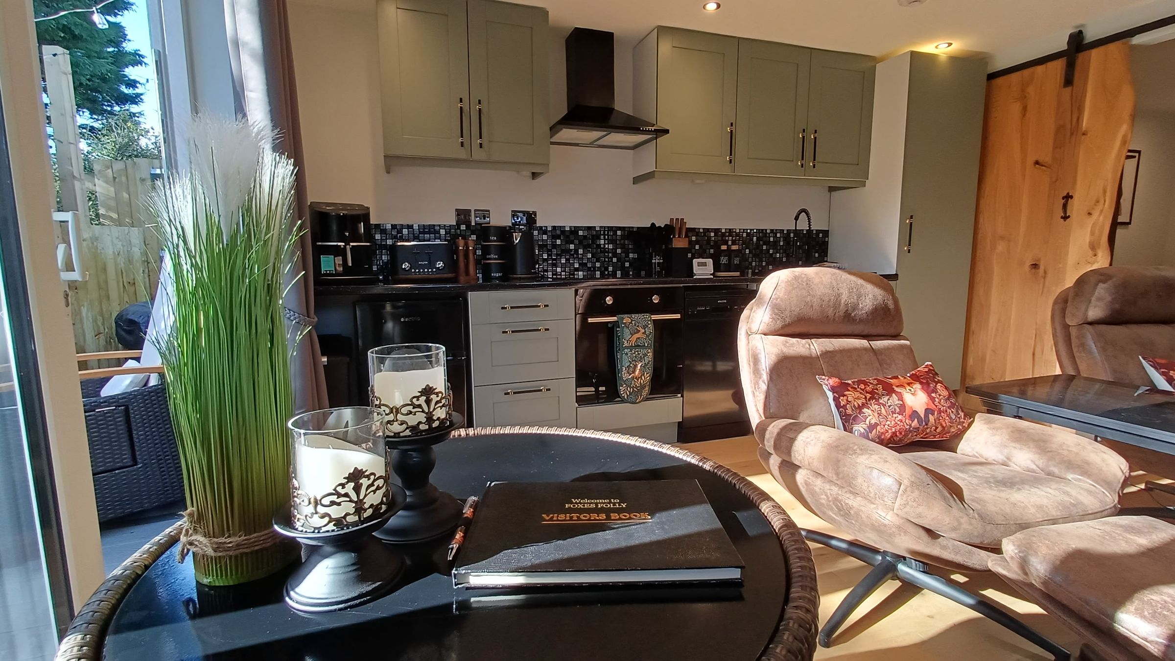 Foxes Folly Cabin's image