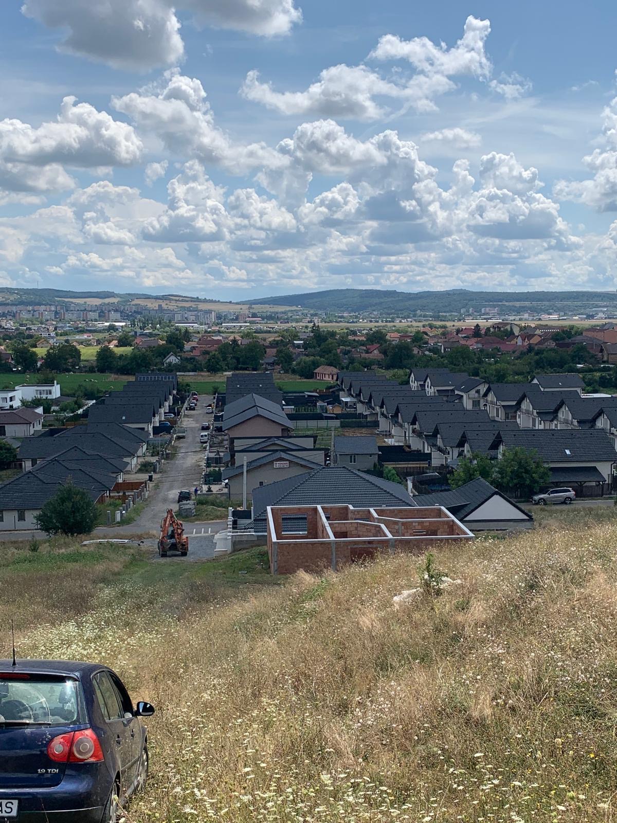 Hill Houses's image