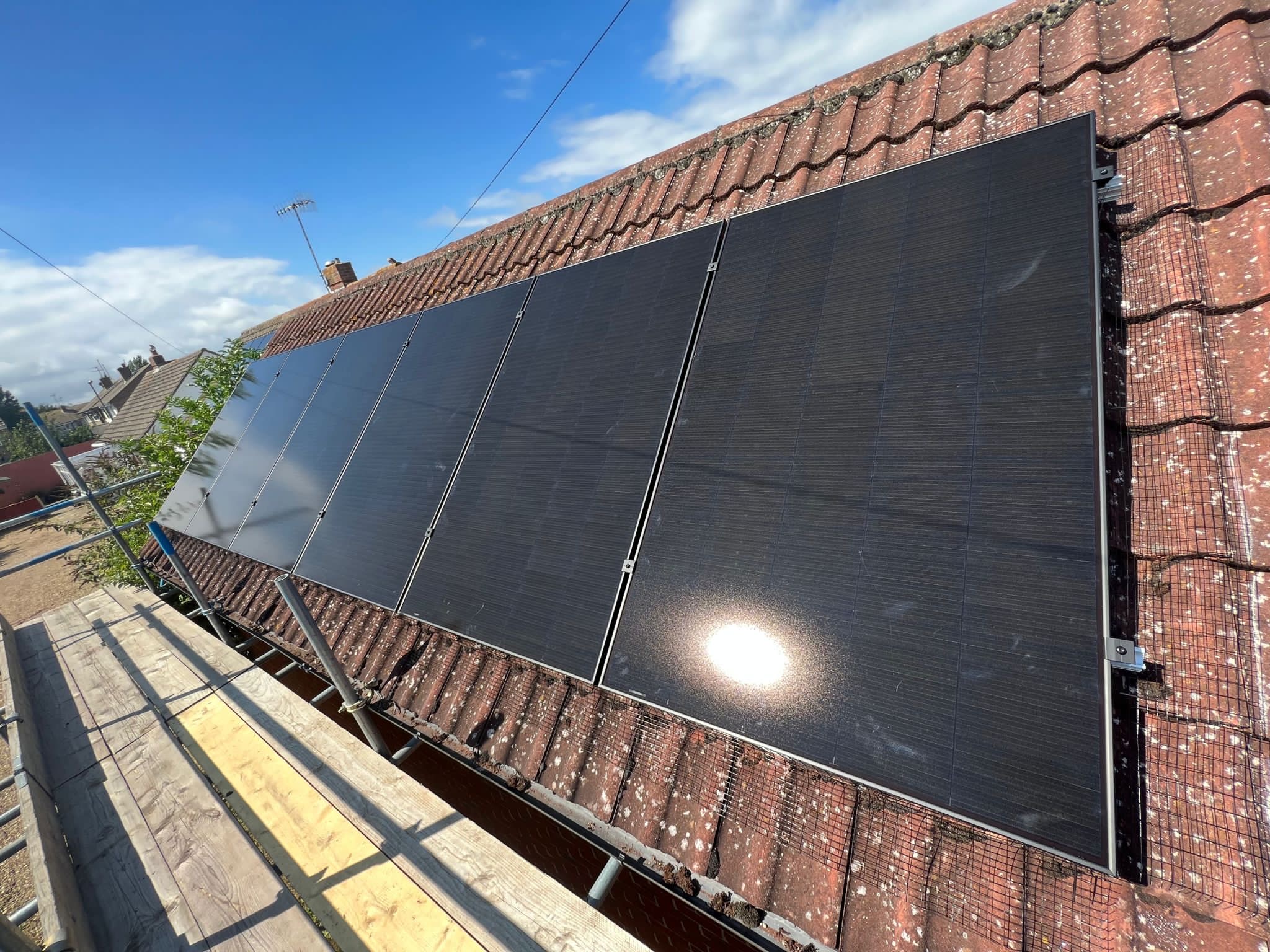 JJG Solar ltd's image