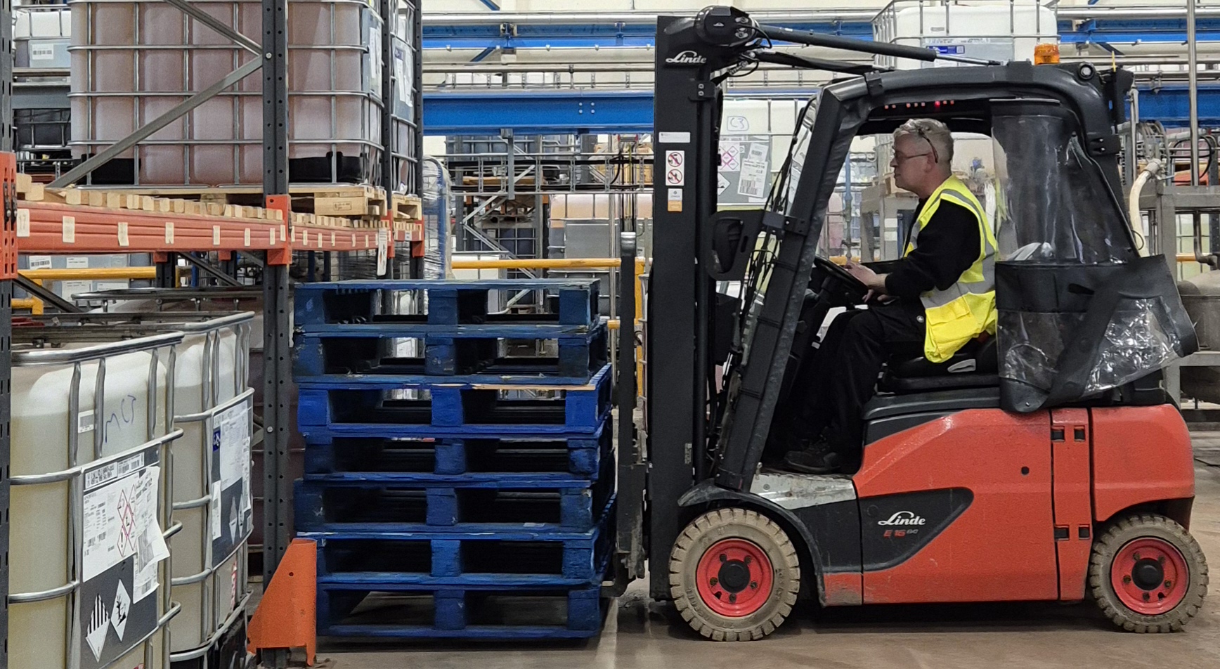 Material Handling Training | Forklift | S-Cape | PPT & More's image