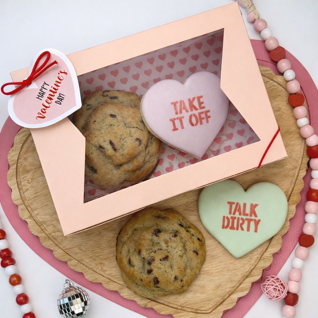 Gourmet naughty cookie box