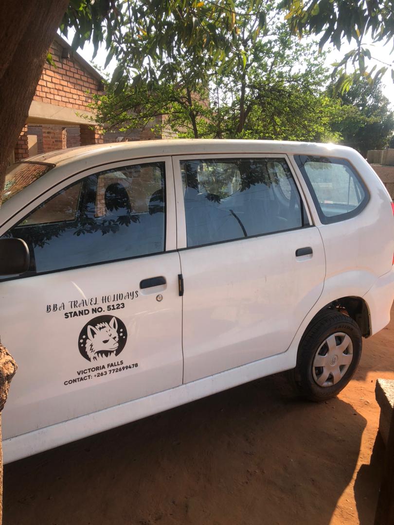 Across and outside town shuttle service