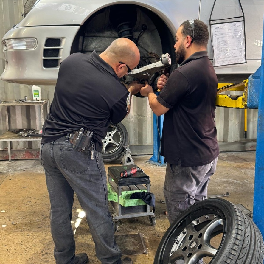 Meca Car Wash & Service Center's image