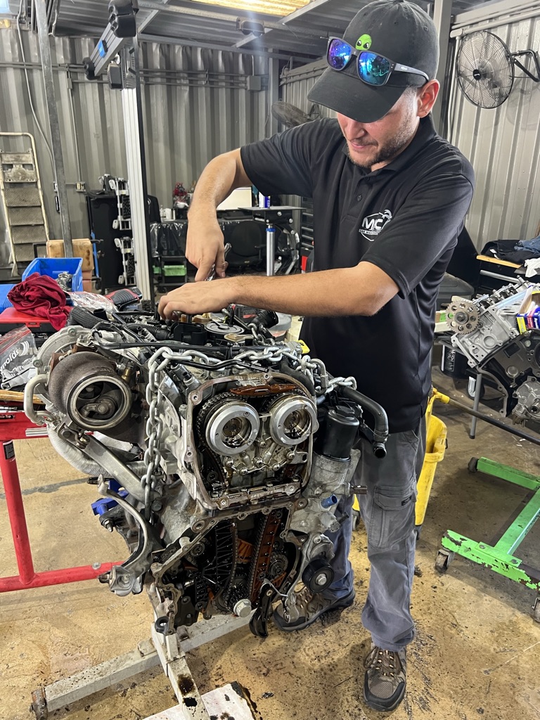 Meca Car Wash & Service Center's image