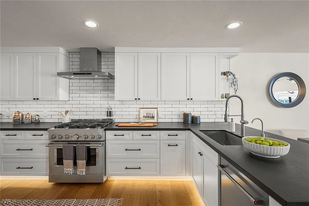 mountain and forest decorating 's image