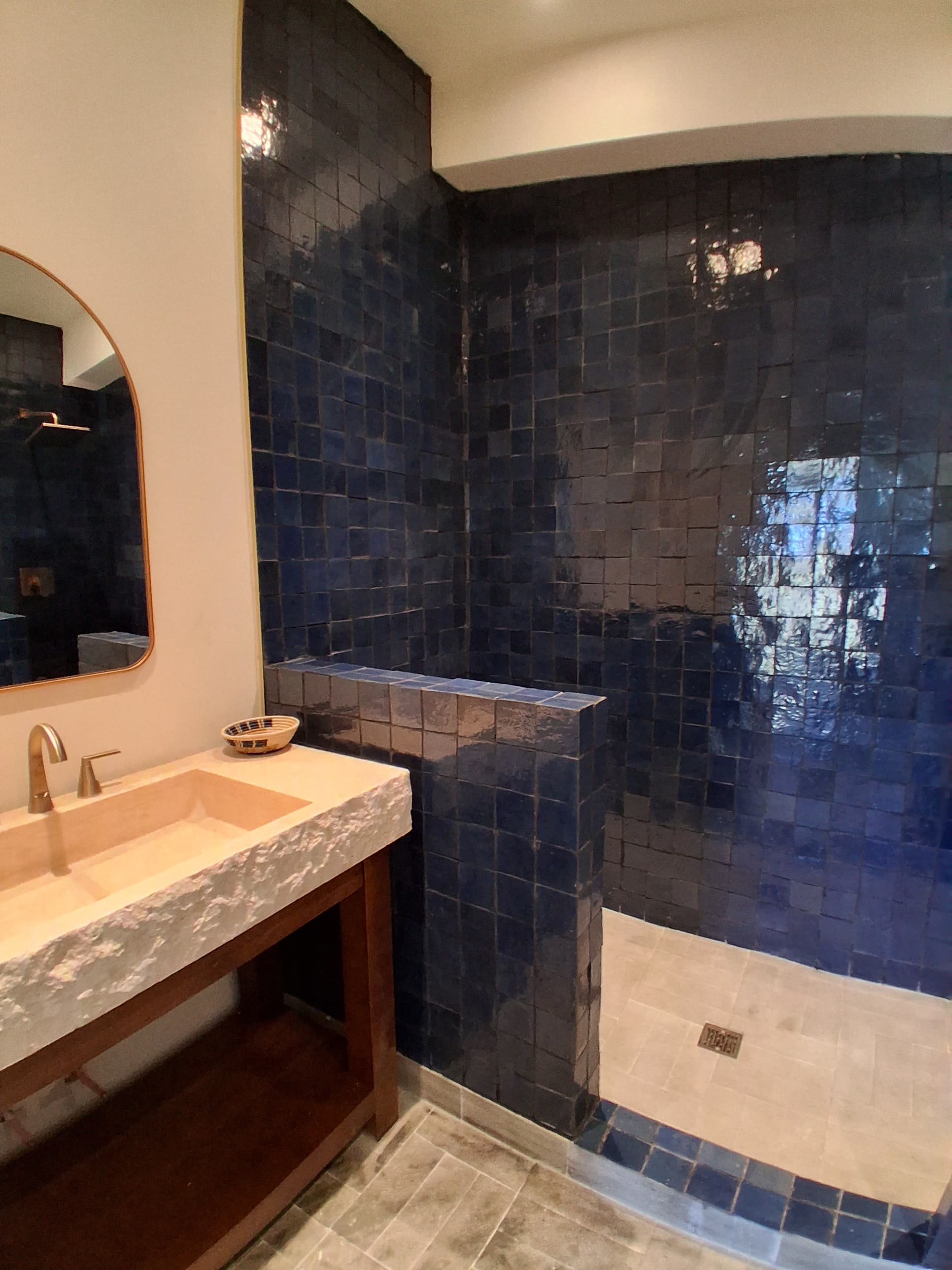 ShabellaR.llc's image