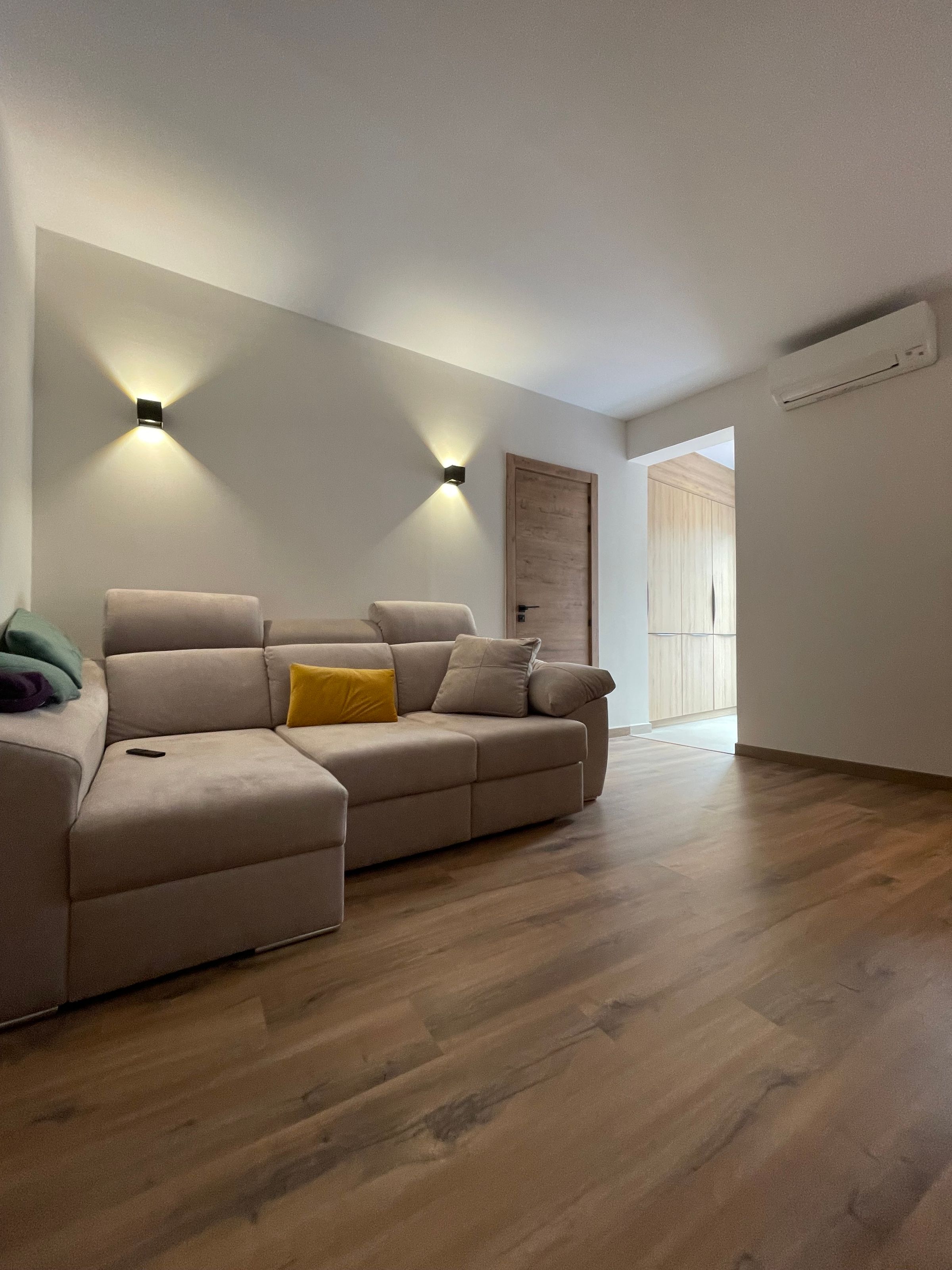 RenovaT's image