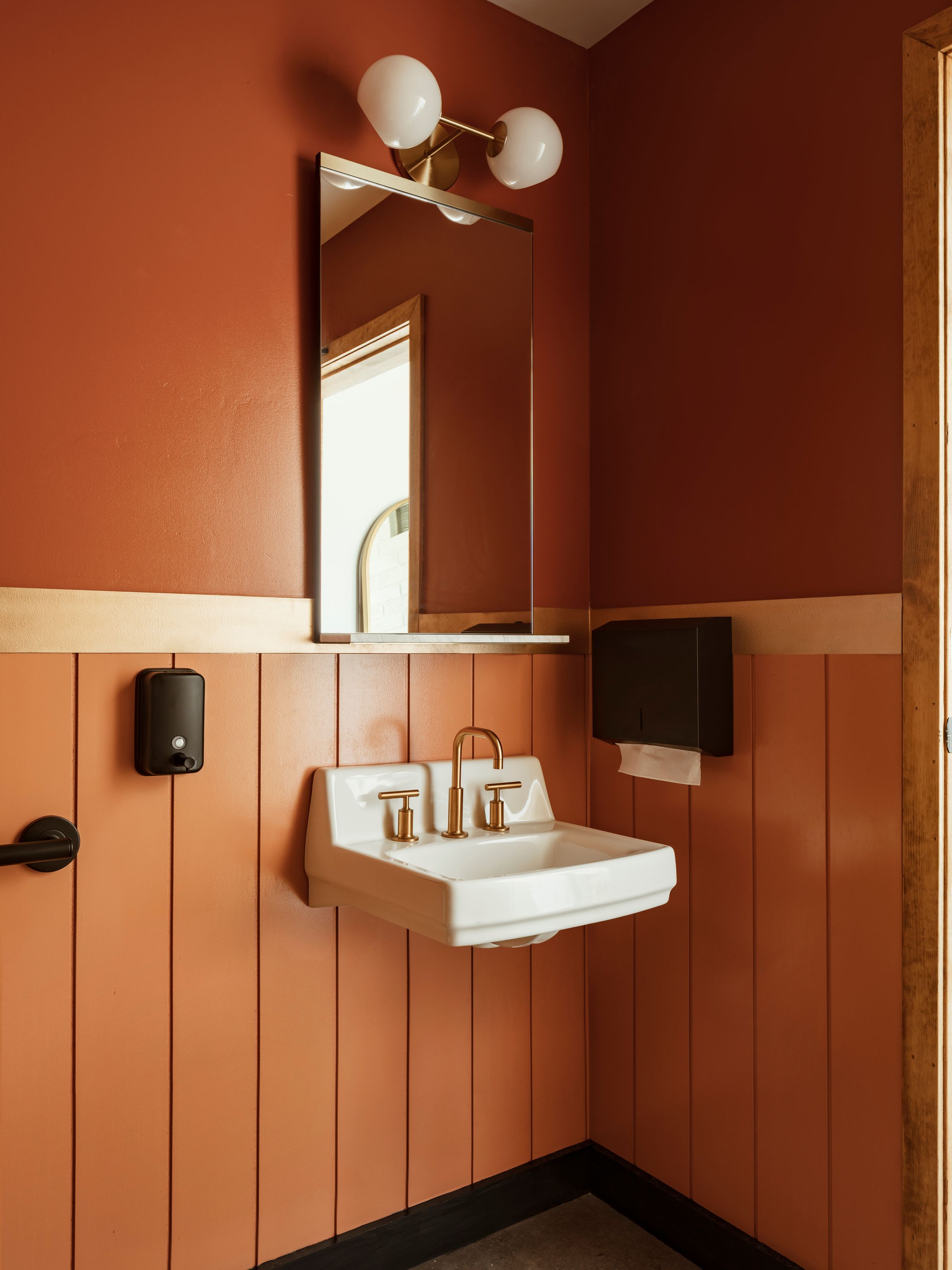 Clay Bird Studios's image