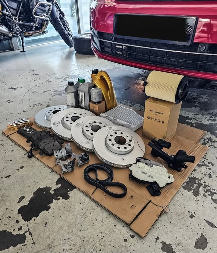 FAST LAP GARAGE's image