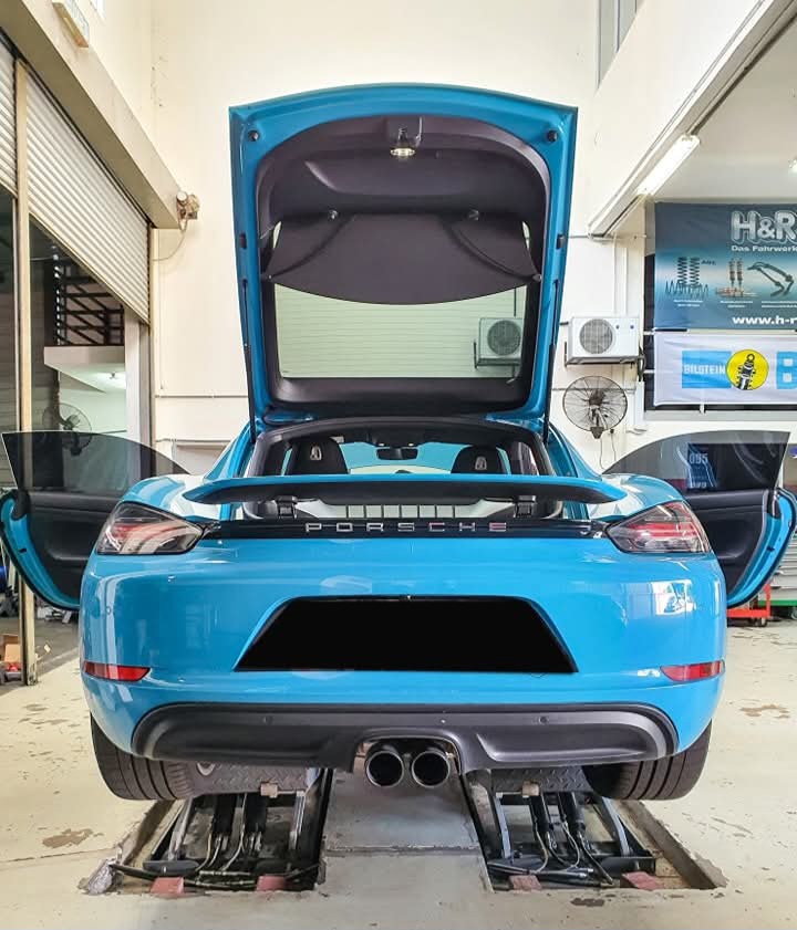 FAST LAP GARAGE's image