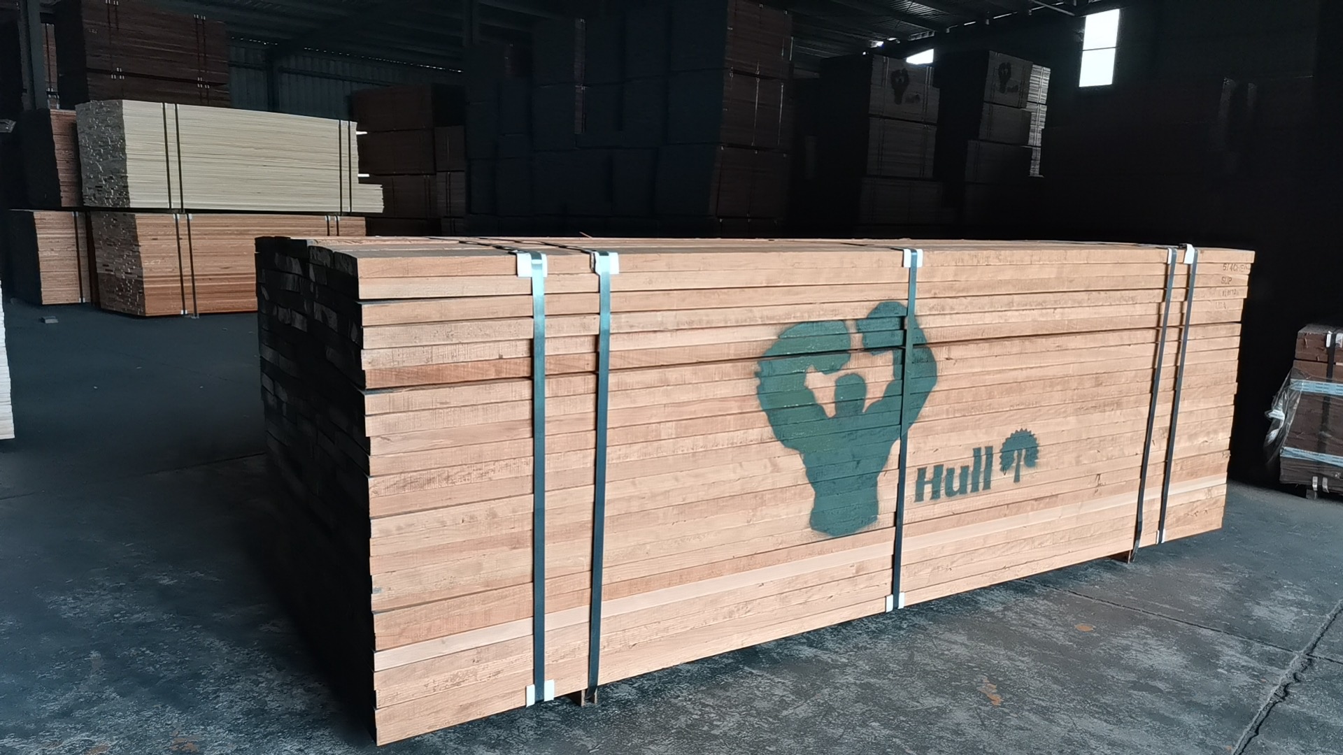 NATURAL HARDWOOD's image