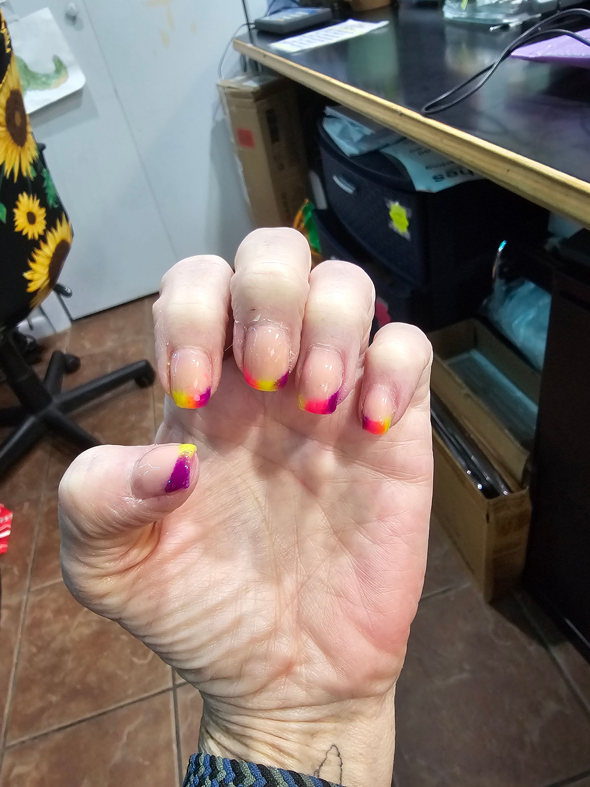 SUNNY SIDE UP BEAUTY BAR LLC's image