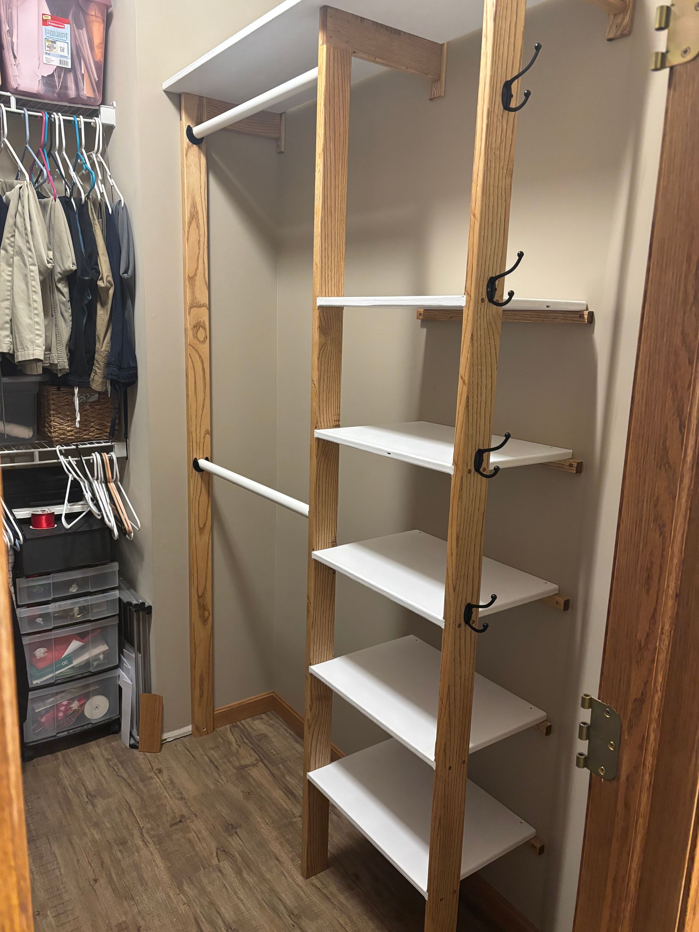 Uprights made of Ash