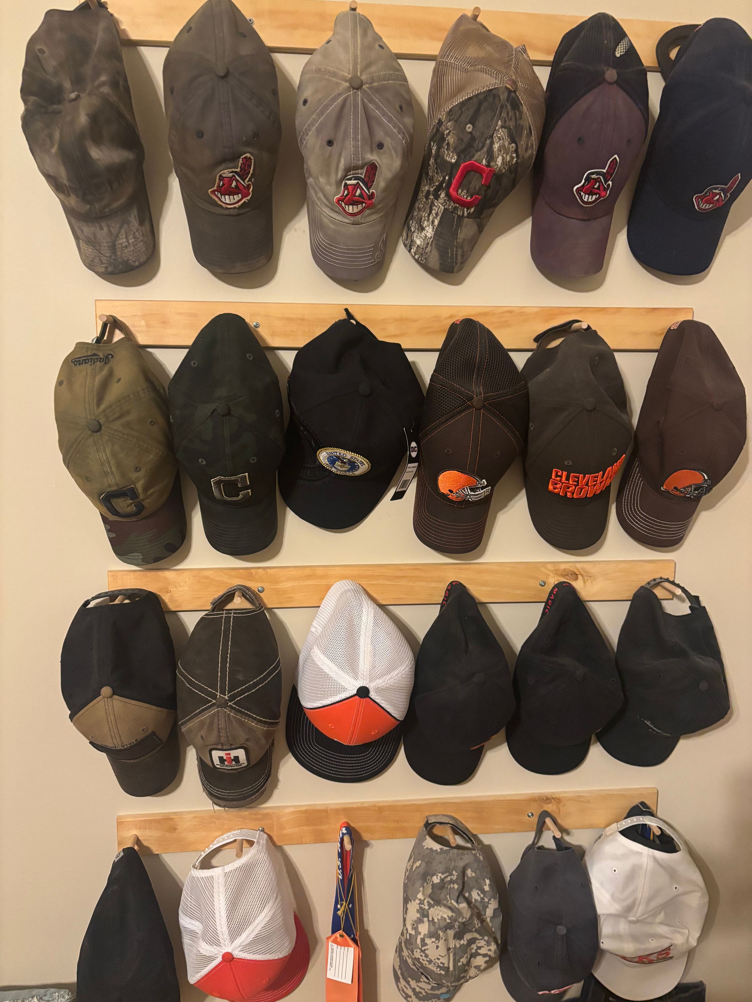 Hat rack