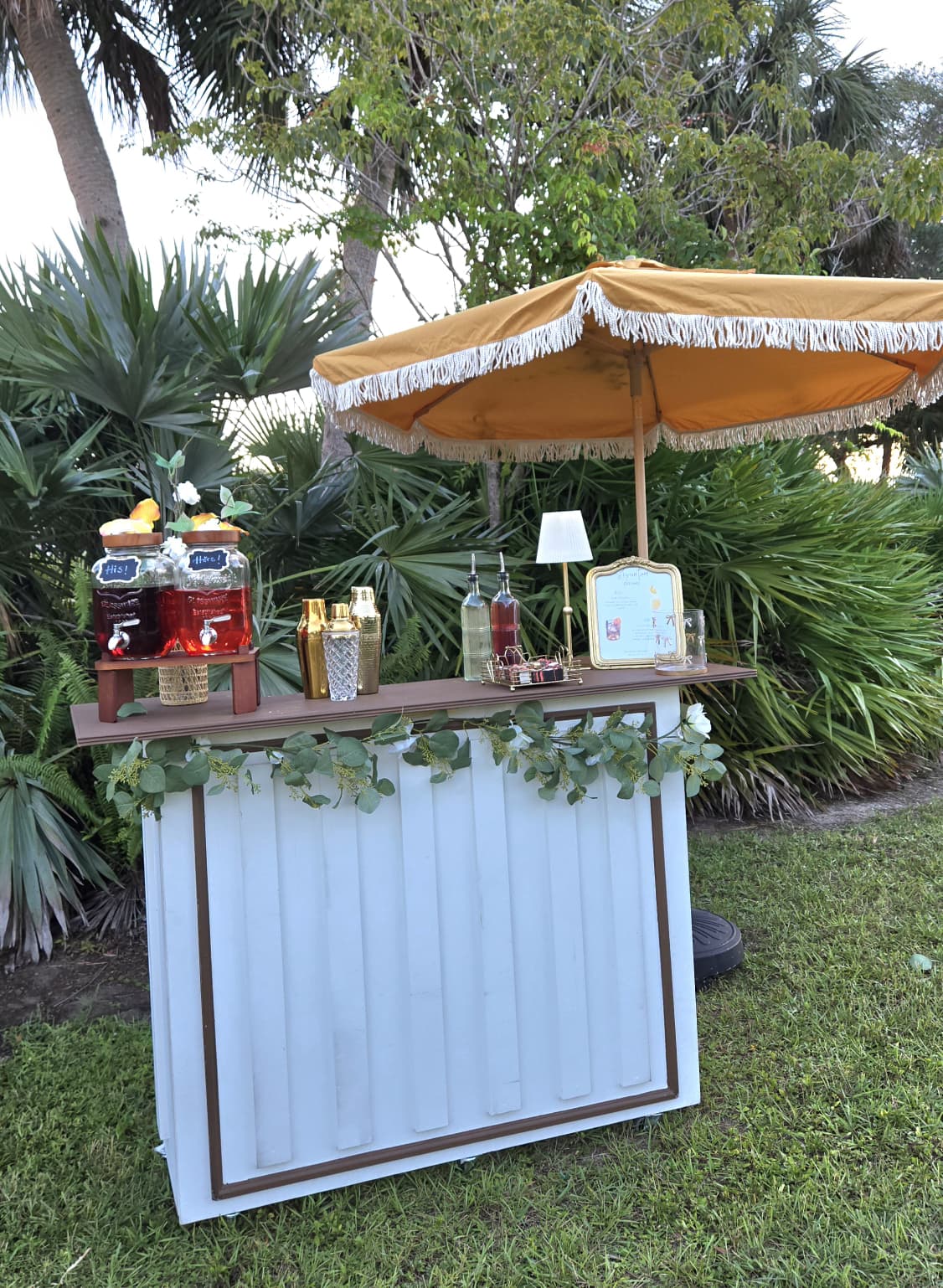 Your dream bar setup, ready for the spotlight!