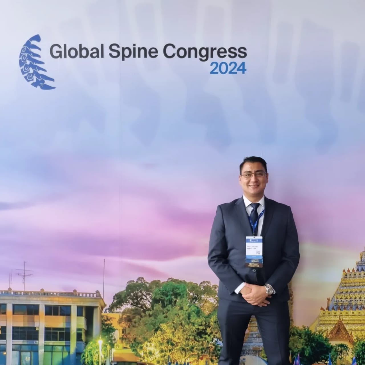 Dr Andres Esparza/ Traumatologo & Spinesurgeon's image