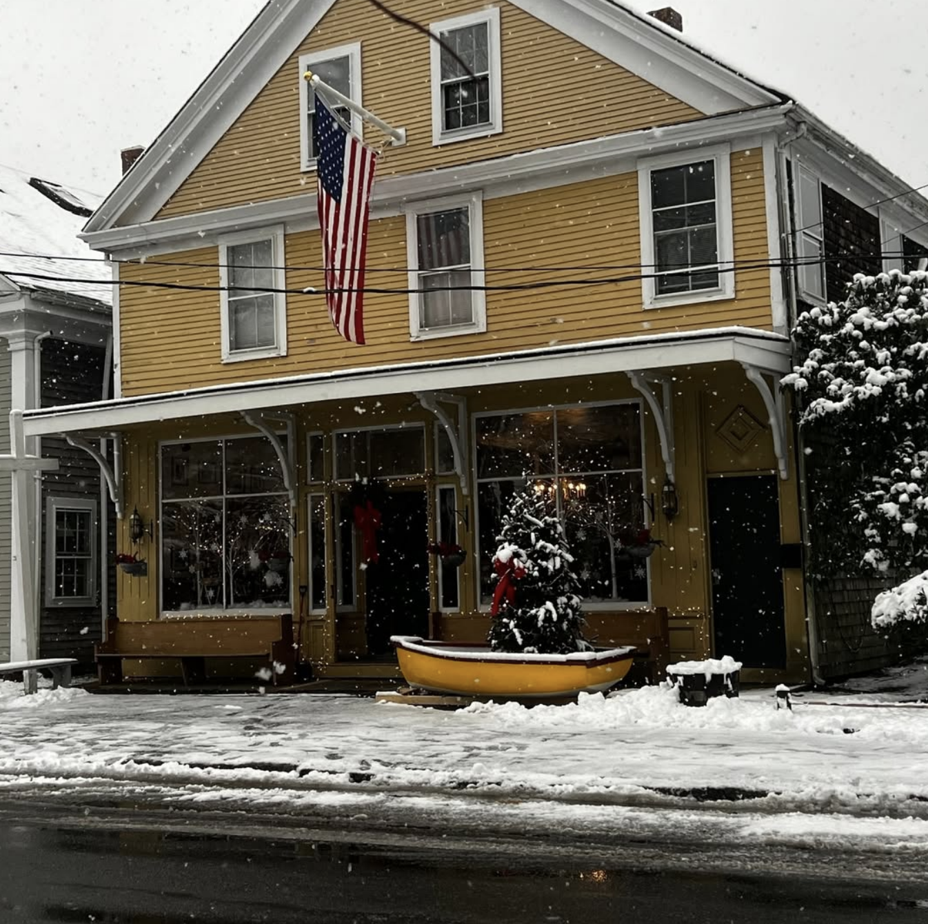 Mother of Pearl Creations's image