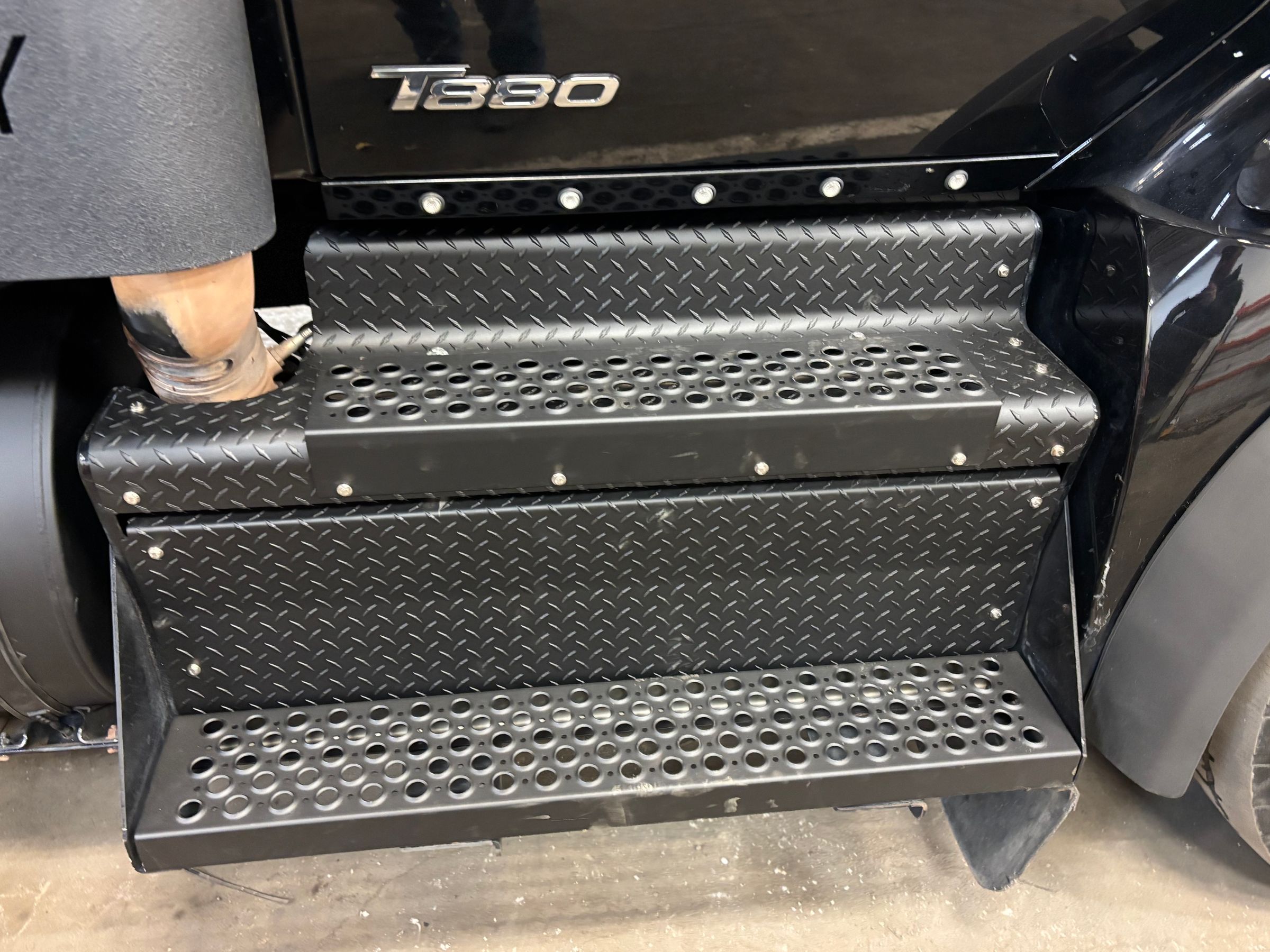 KOMBUSTION COATINGS's image